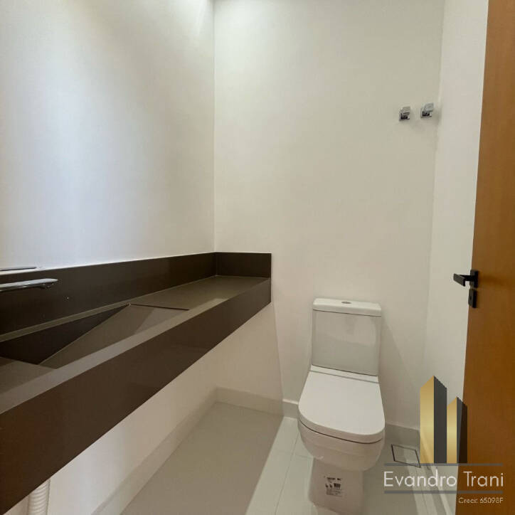 Casa com 3 suítes à venda - Colinas do Paratehy - S. J. dos Campos/SP