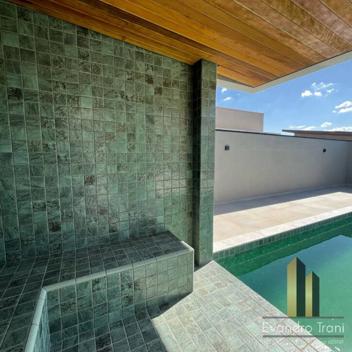 Casa com 3 suítes à venda - Colinas do Paratehy - S. J. dos Campos/SP