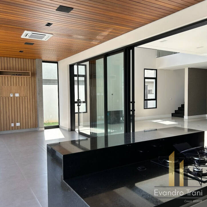 Casa com 4 suítes à venda - R$ 3.550.000,00 - São José dos Campos/SP