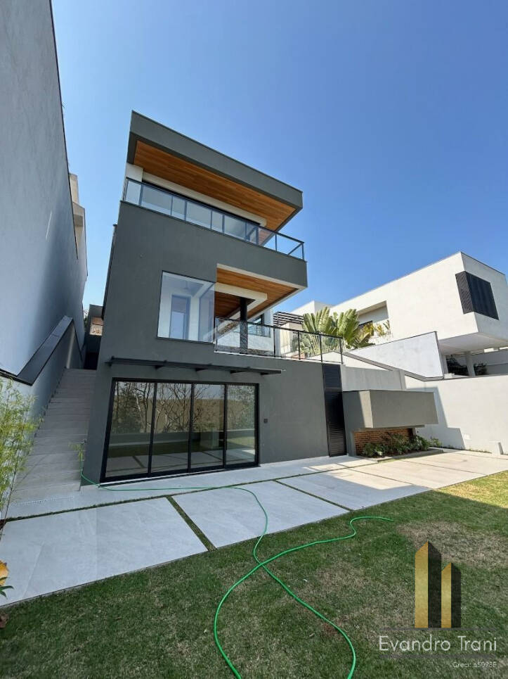 Casa com 4 suítes à venda  - Urbanova - São José dos Campos/SP