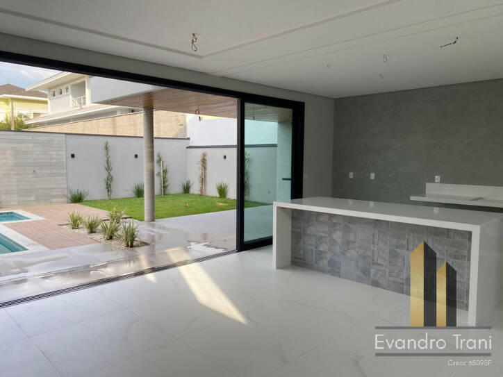 Casa com 4 suítes à venda - Urbanova - São José dos Campos/SP