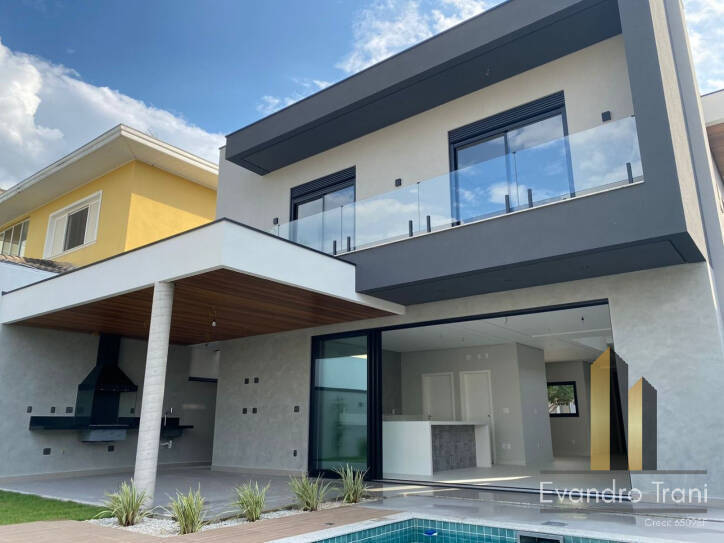 Casa com 4 suítes à venda - Urbanova - São José dos Campos/SP