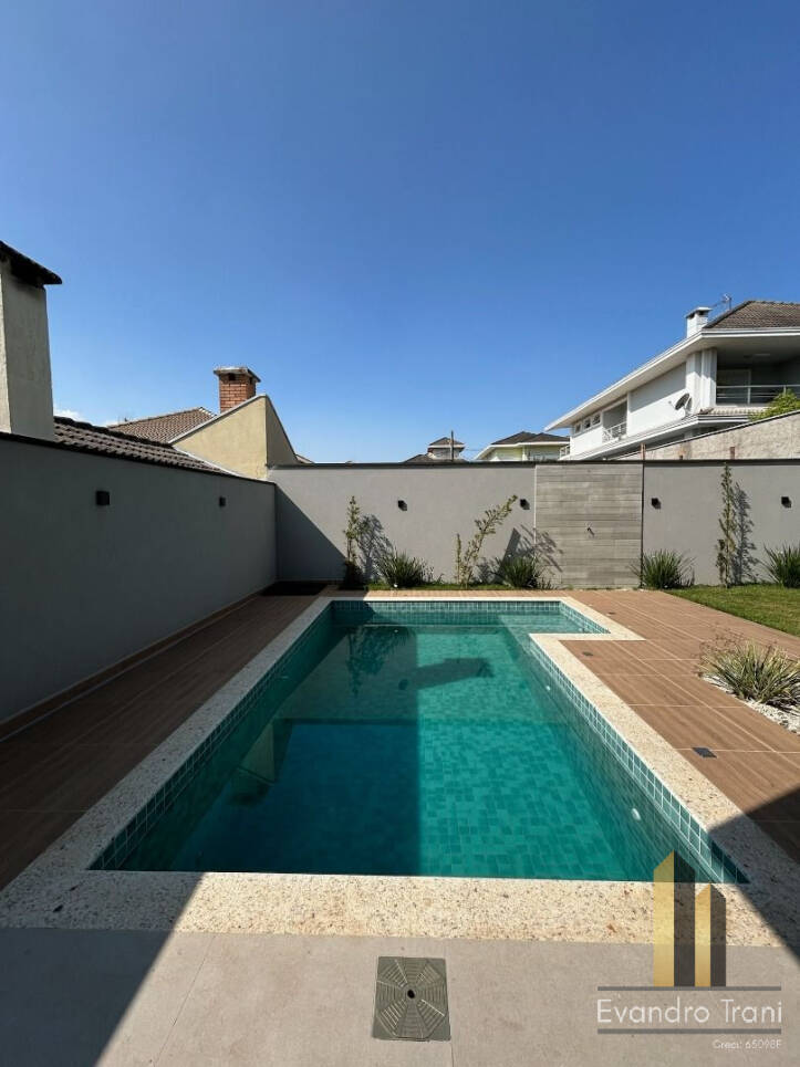 Casa com 4 suítes à venda - Urbanova - São José dos Campos/SP