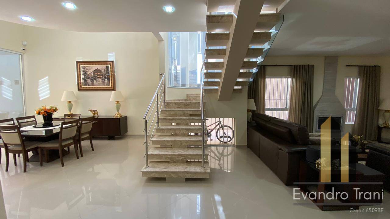 Casa à venda em São José dos Campos | R$ 3.500.000,00