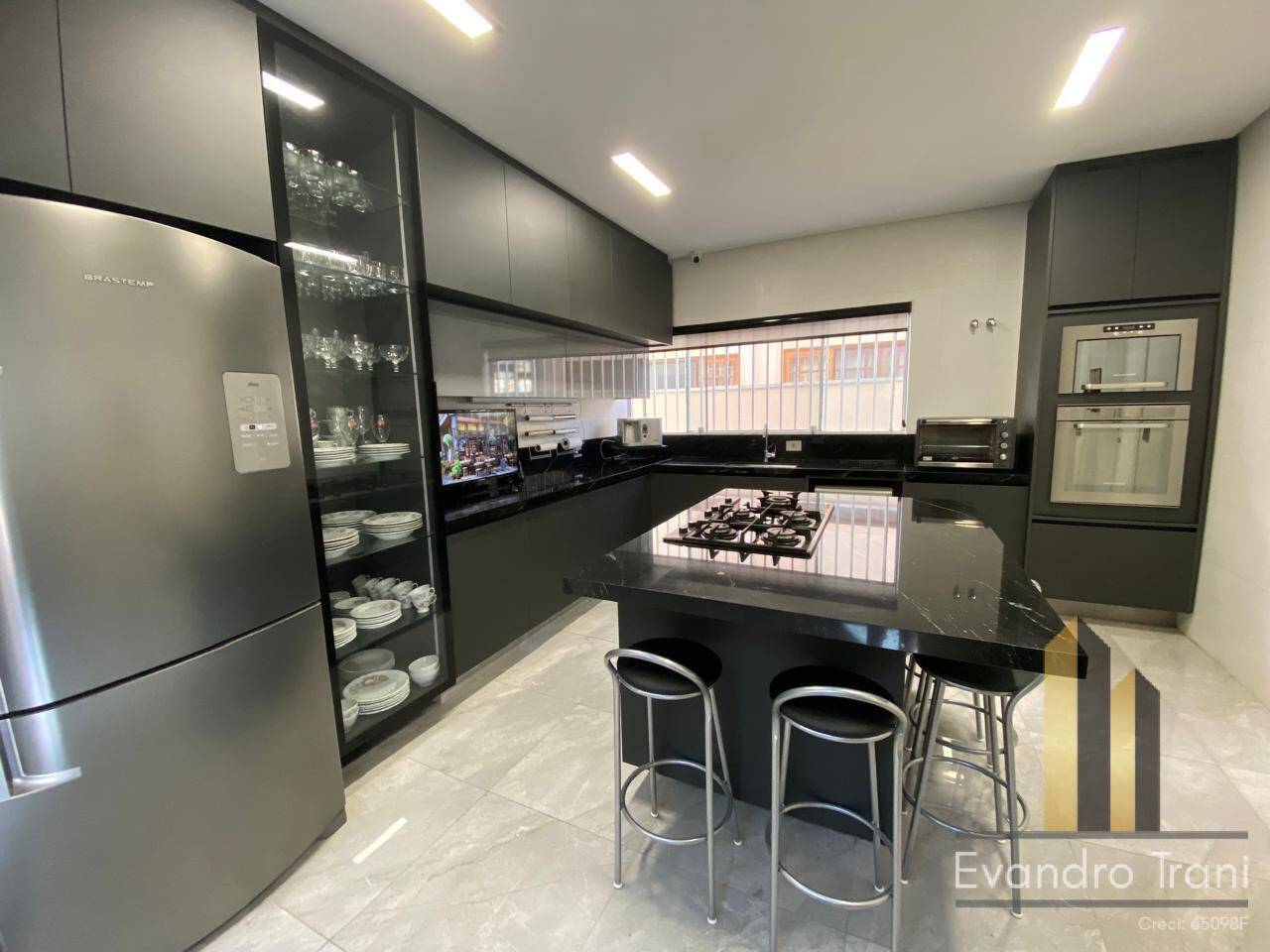 Casa à venda em São José dos Campos | R$ 3.500.000,00