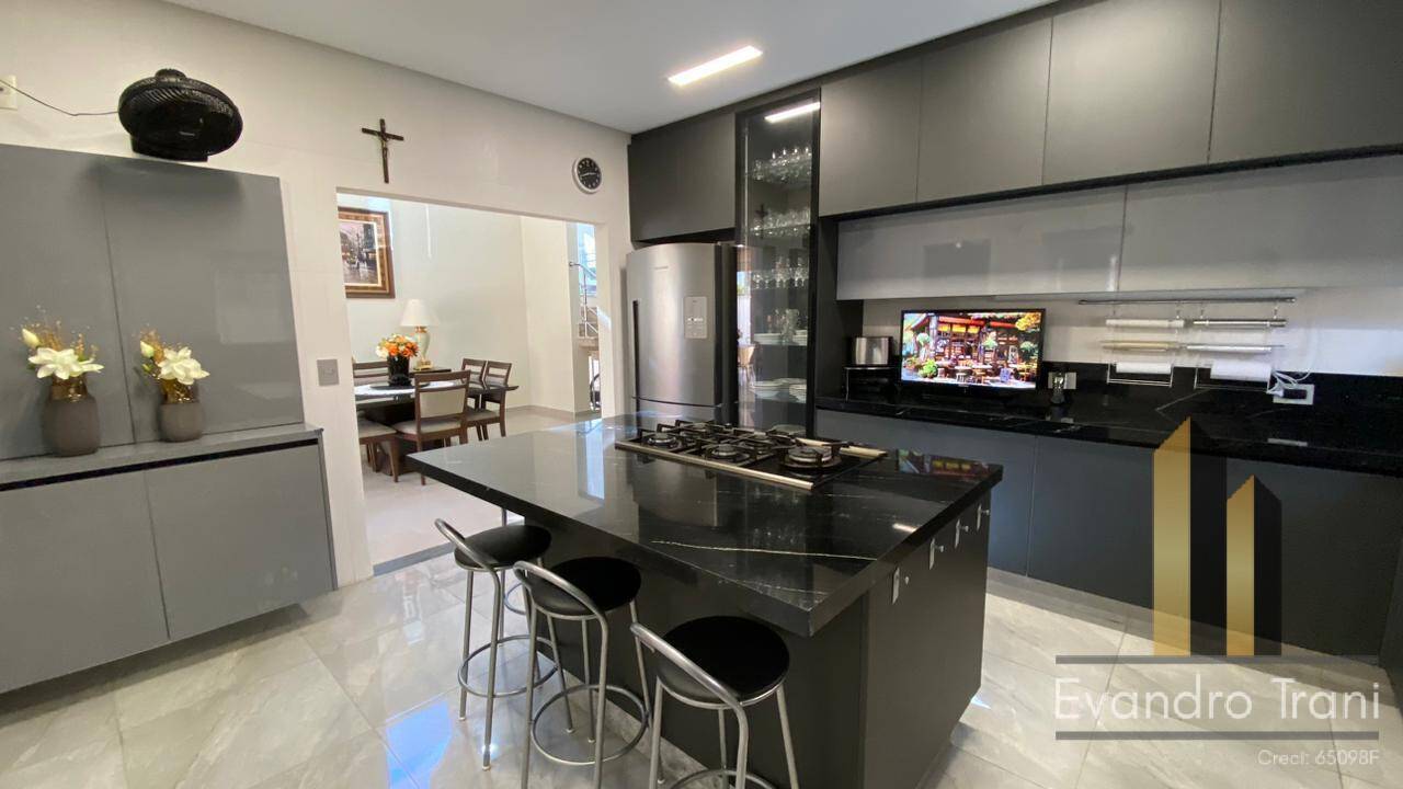 Casa à venda em São José dos Campos | R$ 3.500.000,00