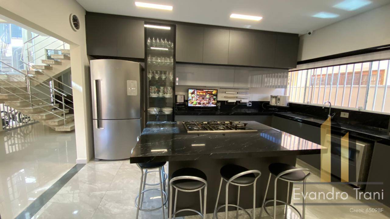 Casa à venda em São José dos Campos | R$ 3.500.000,00