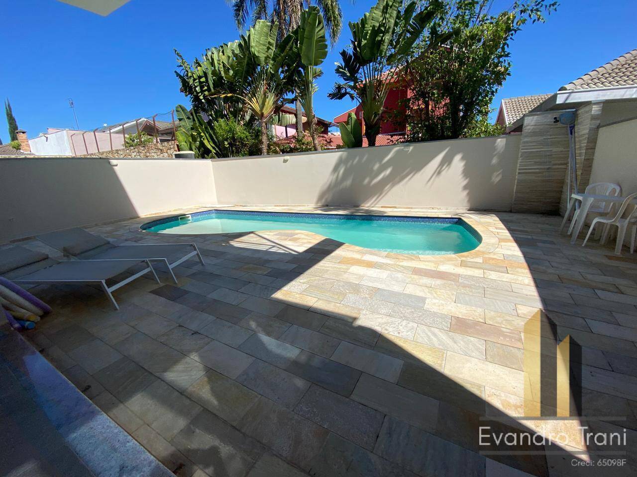 Casa à venda em São José dos Campos | R$ 3.500.000,00