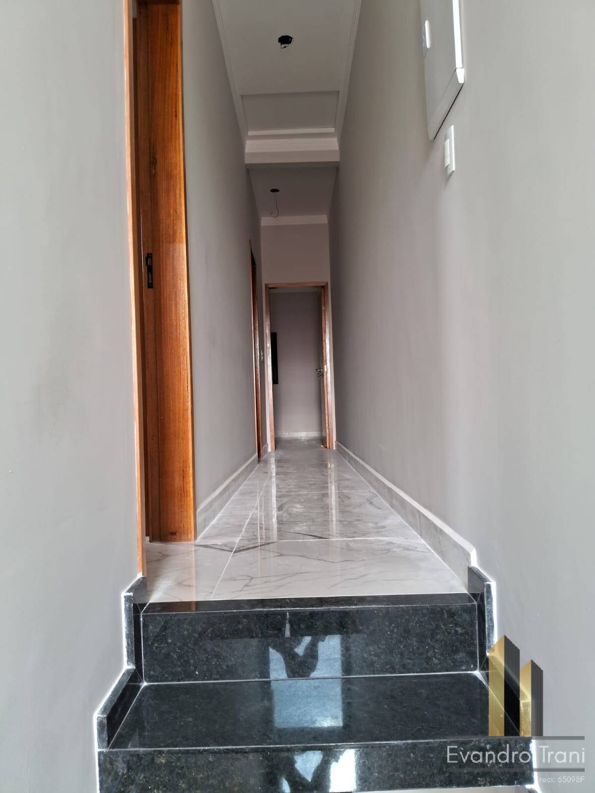 Casa à Venda no Jardim das Indústrias - SJC |R$ 1.050.000,00