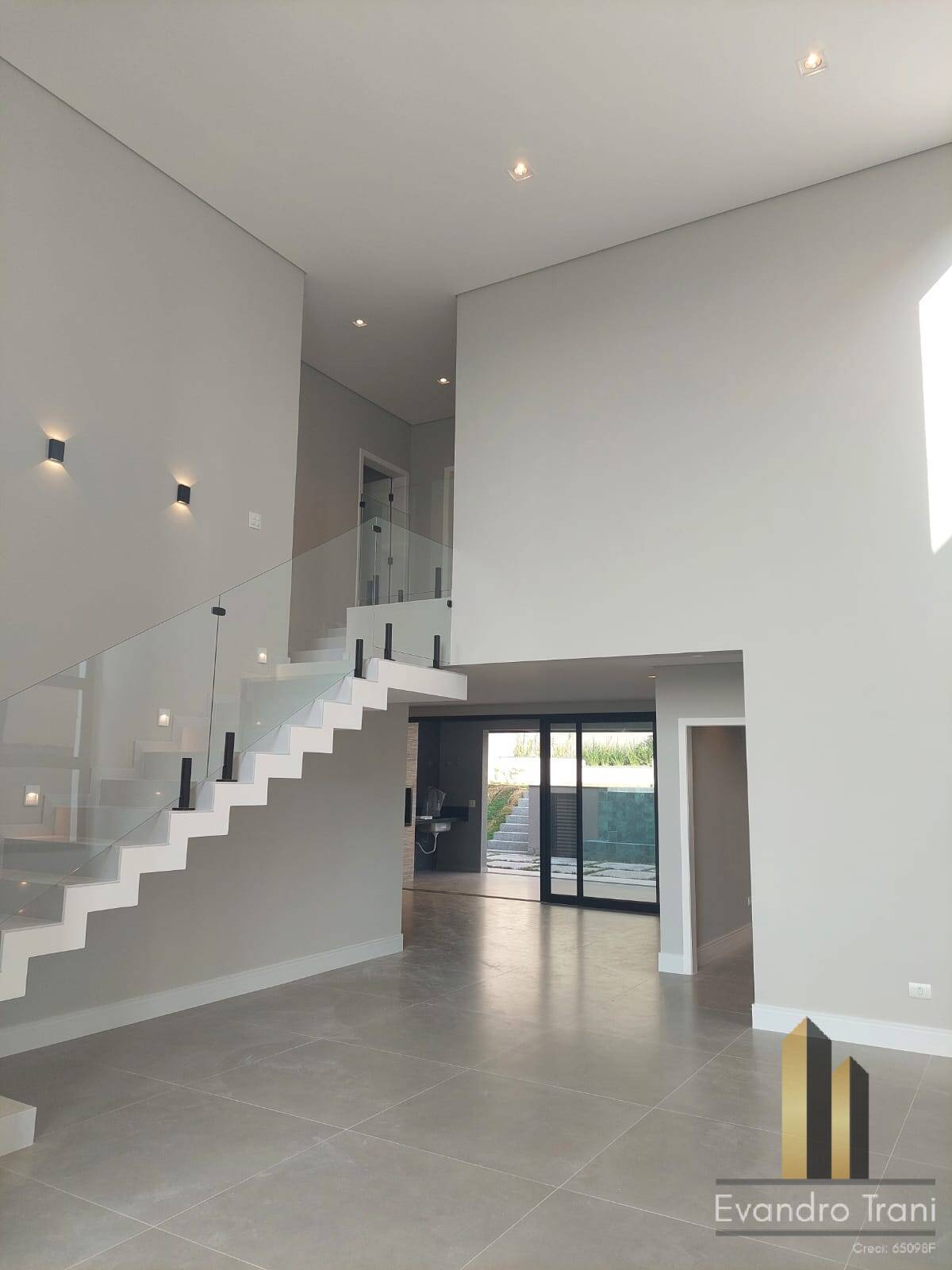 Casa 5 Suítes à venda - Alphaville - SJCampos.