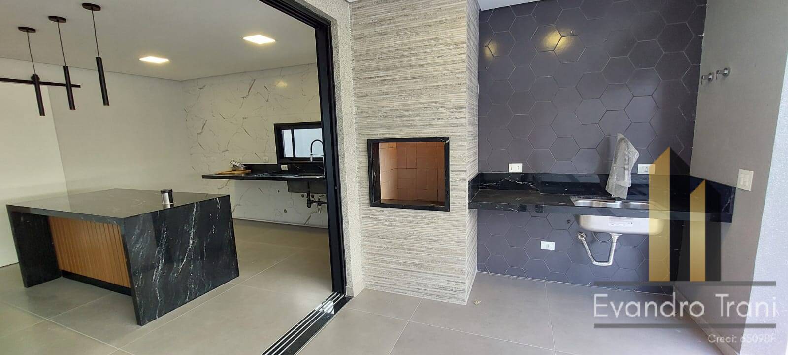 Casa 5 Suítes à venda - Alphaville - SJCampos.