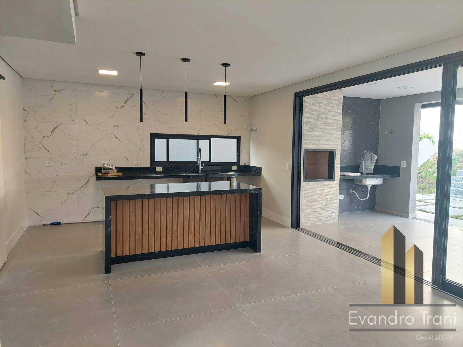 Casa 5 Suítes à venda - Alphaville - SJCampos.