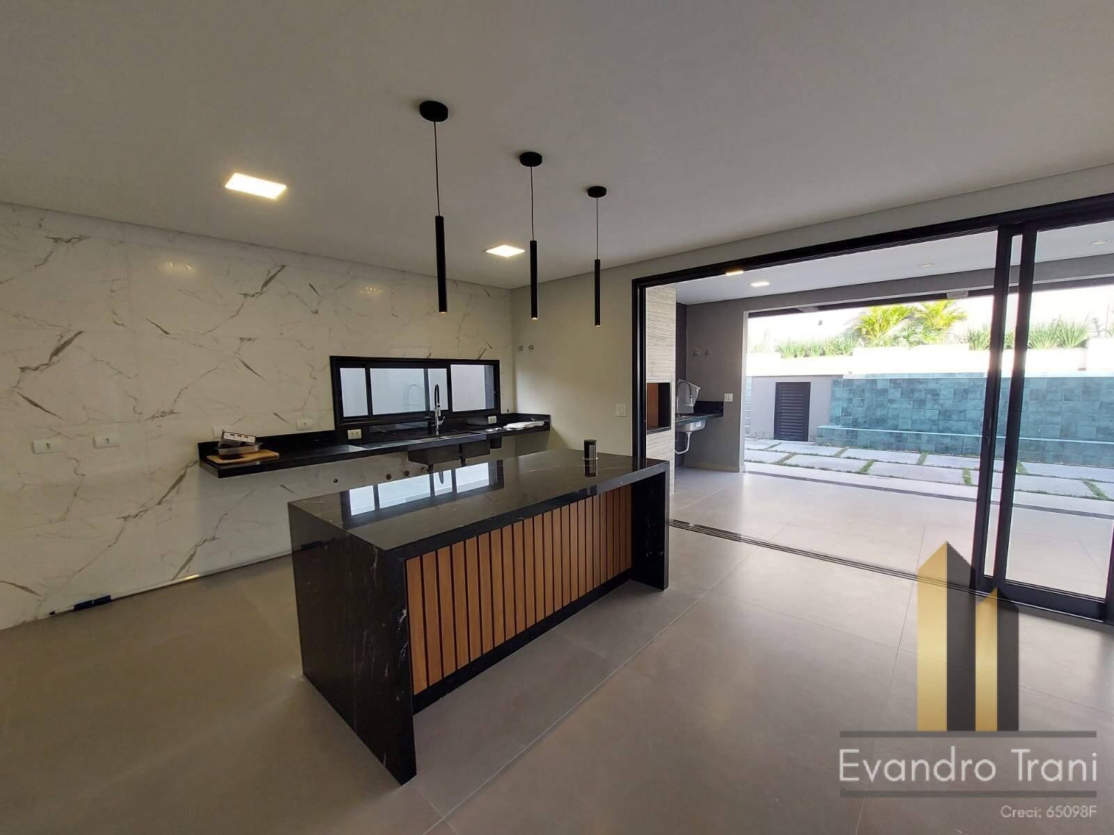 Casa 5 Suítes à venda - Alphaville - SJCampos.