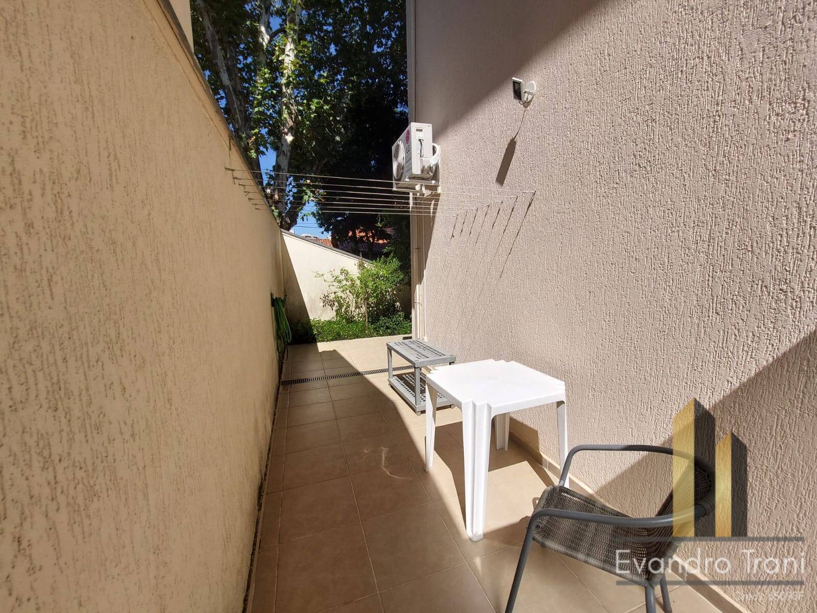 Casa, 4 quartos, 256 m² - Foto 11