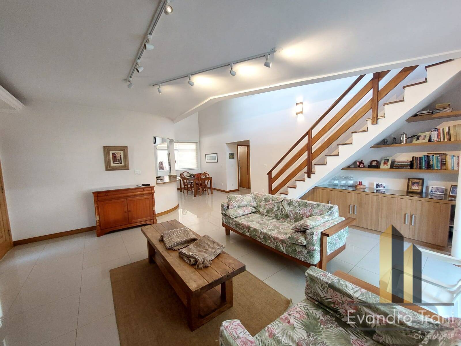 Casa, 4 quartos, 256 m² - Foto 34