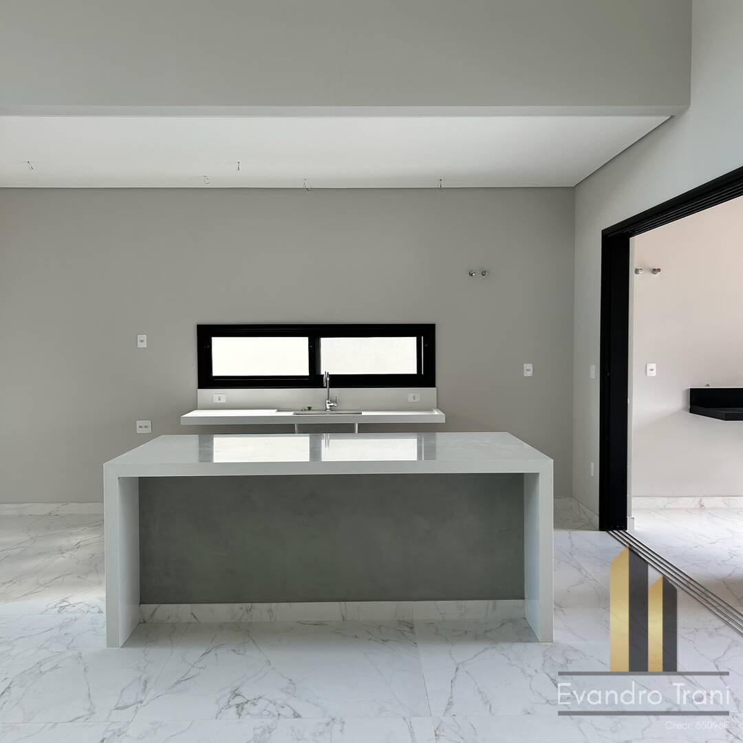 Casa, 4 quartos, 243 m² - Foto 10