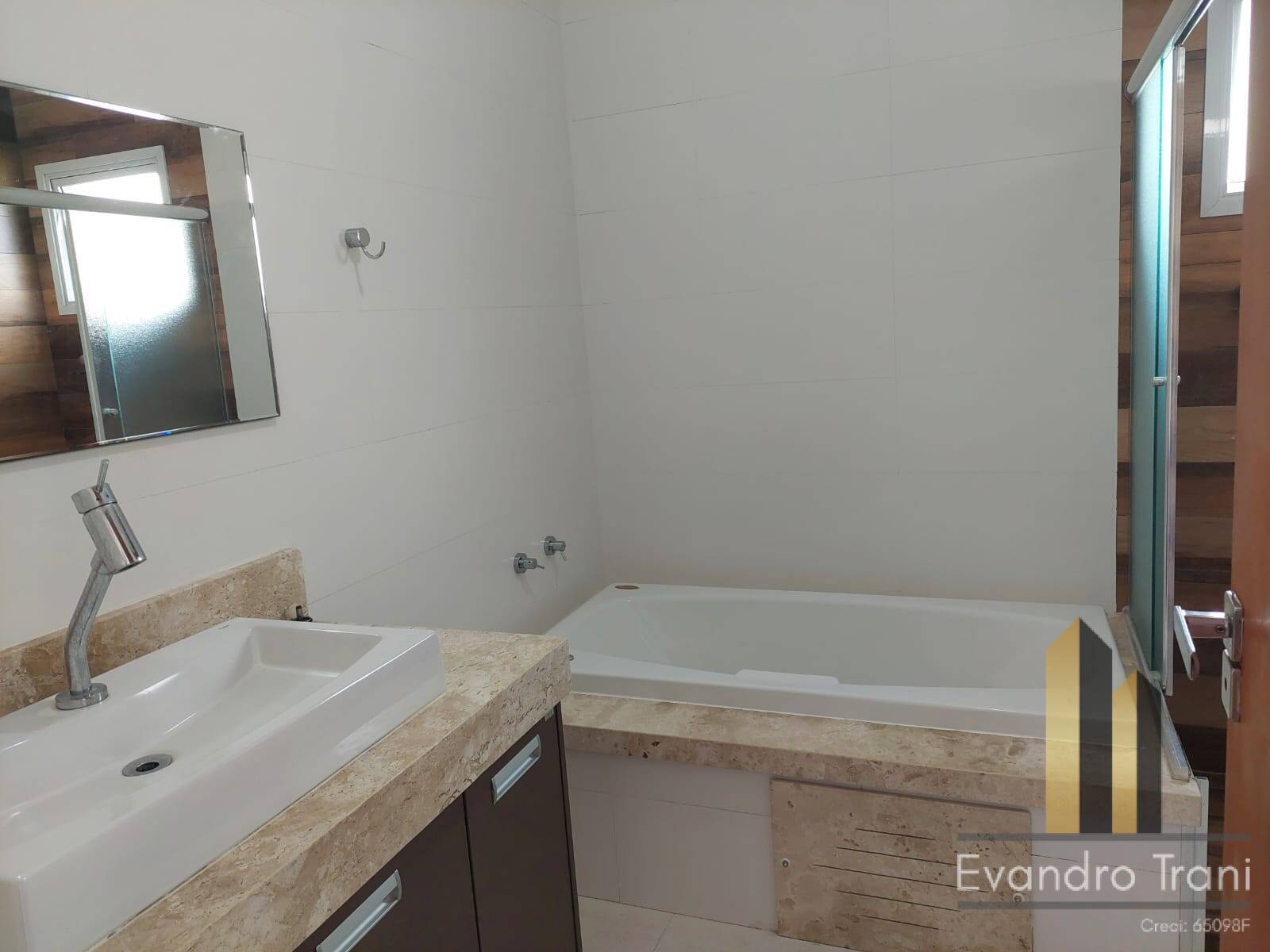 Casa, 5 quartos, 233 m² - Foto 9