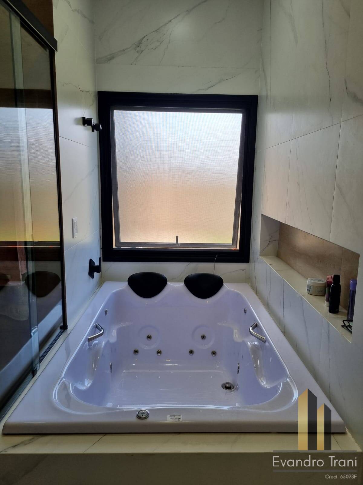 Casa, 3 quartos, 318 m² - Foto 2