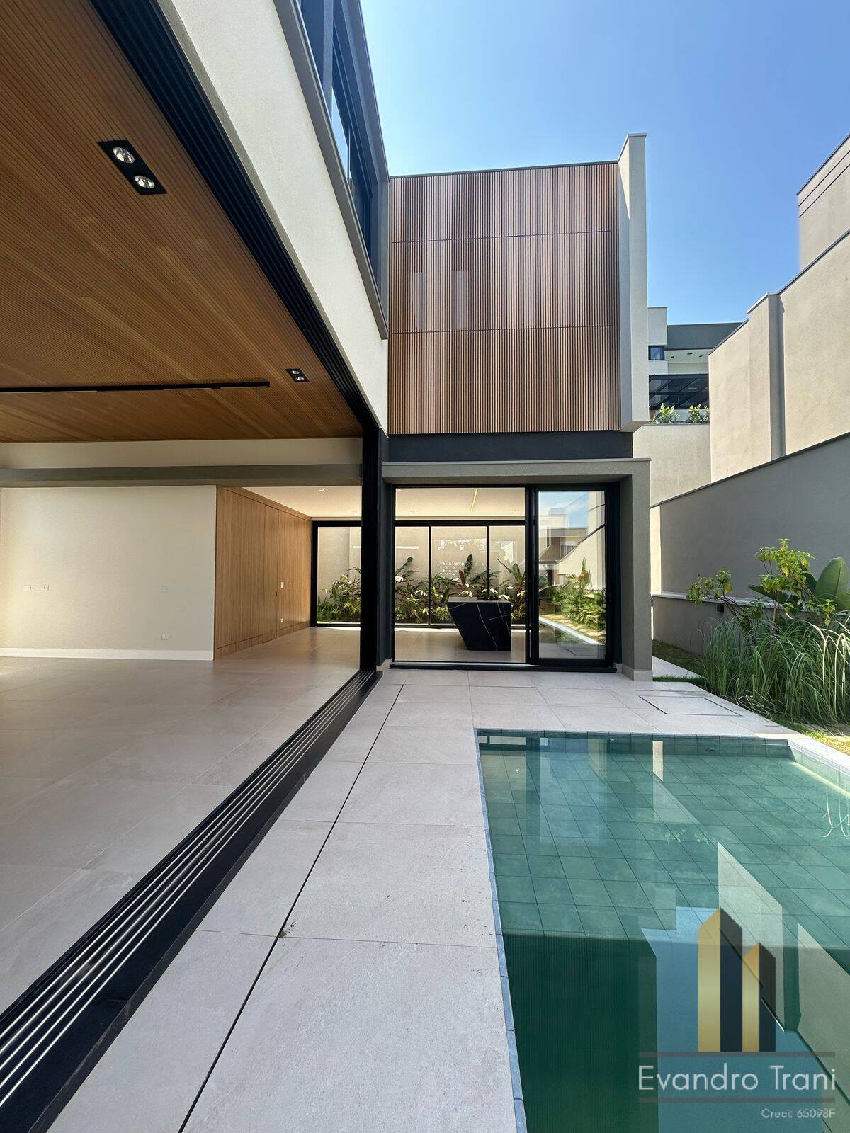 Casa, 4 quartos, 390 m² - Foto 4