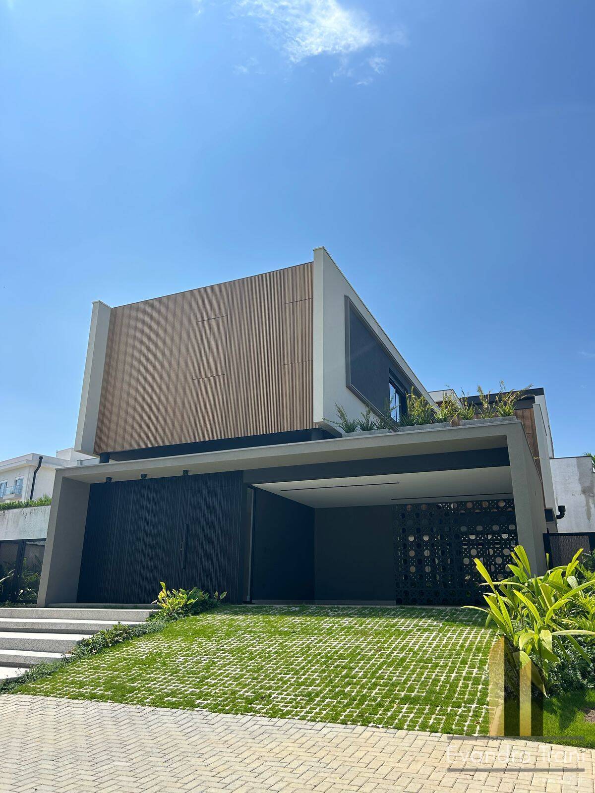 Casa, 4 quartos, 390 m² - Foto 1