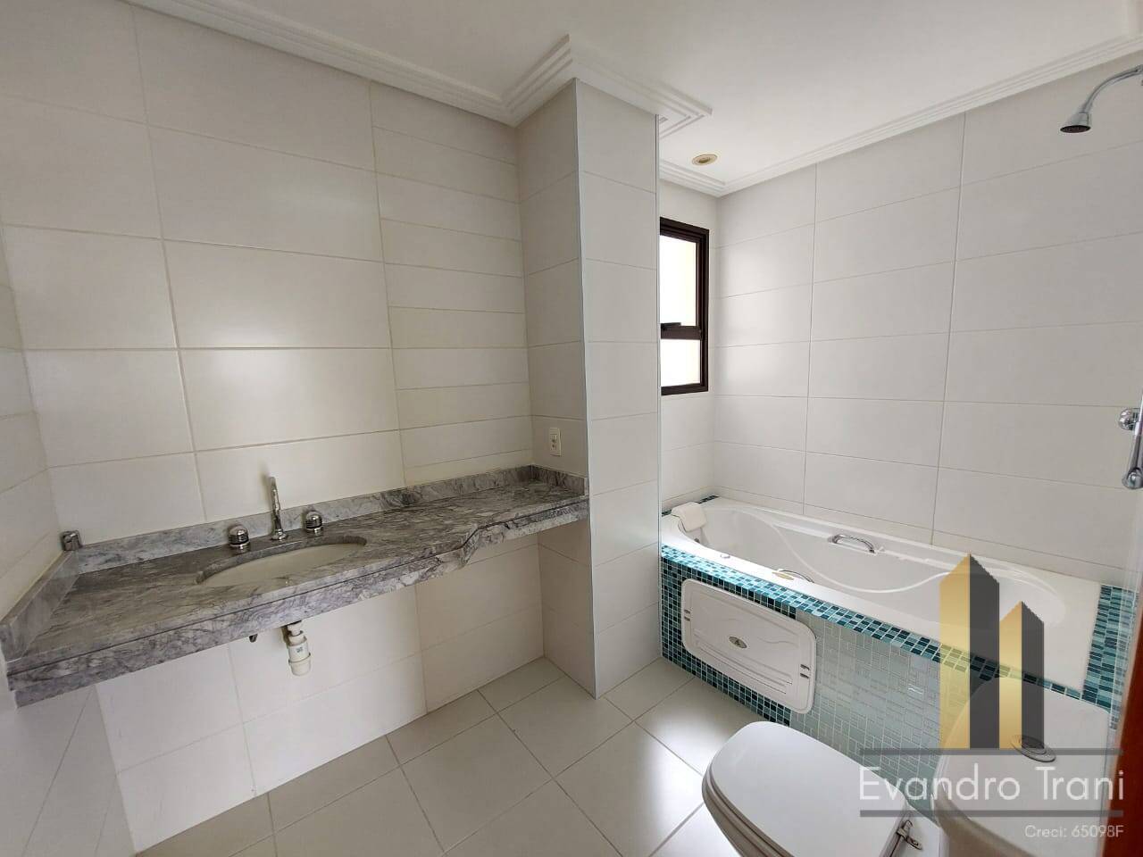 Apartamento à venda com 4 quartos, 157m² - Foto 13