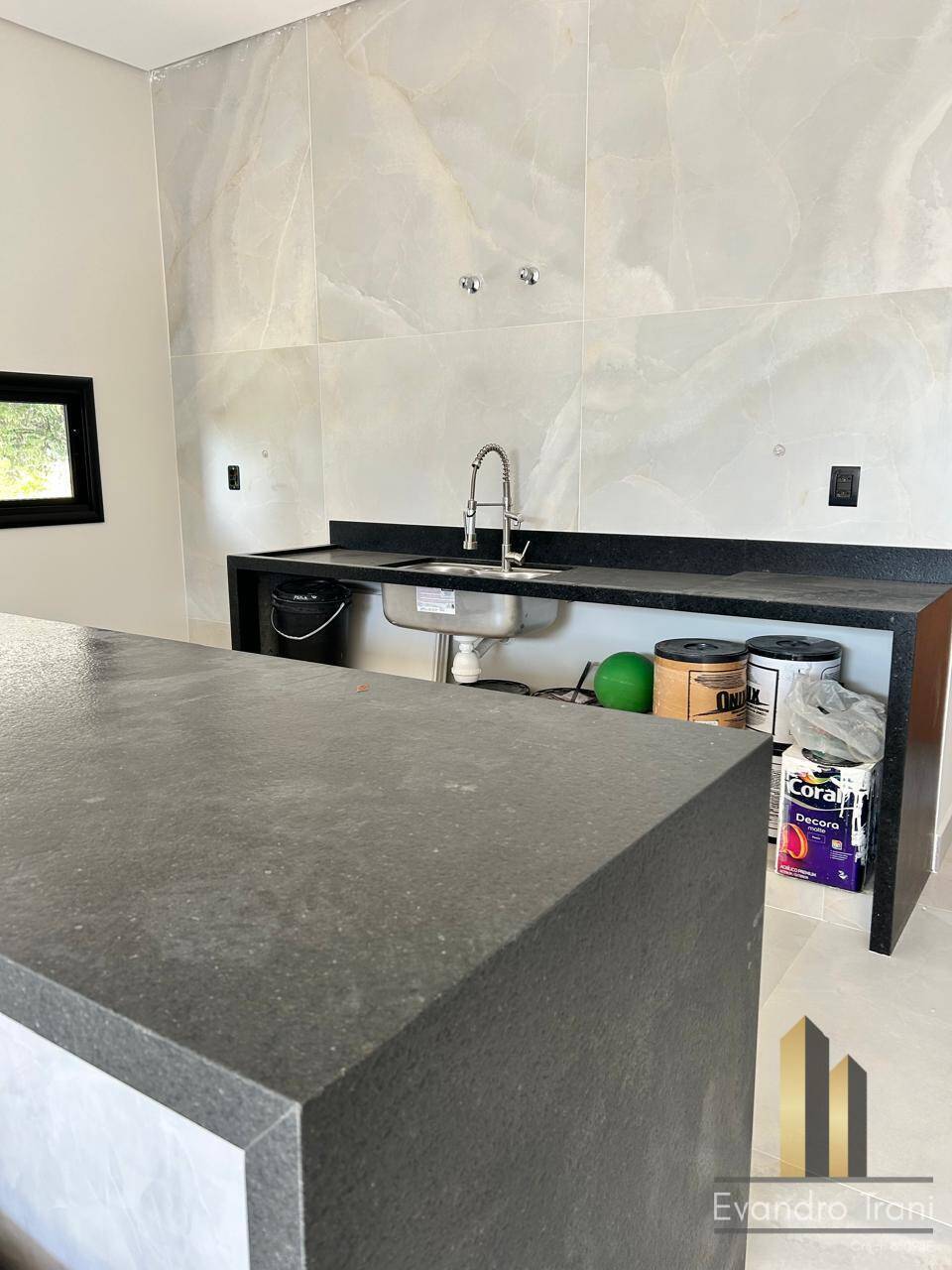 Casa à venda com 3 quartos, 164m² - Foto 5
