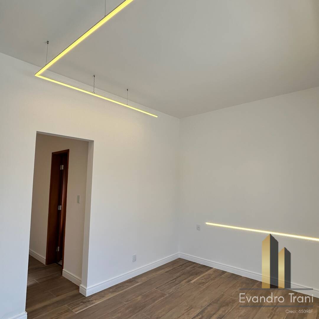 Casa, 3 quartos, 250 m² - Foto 9