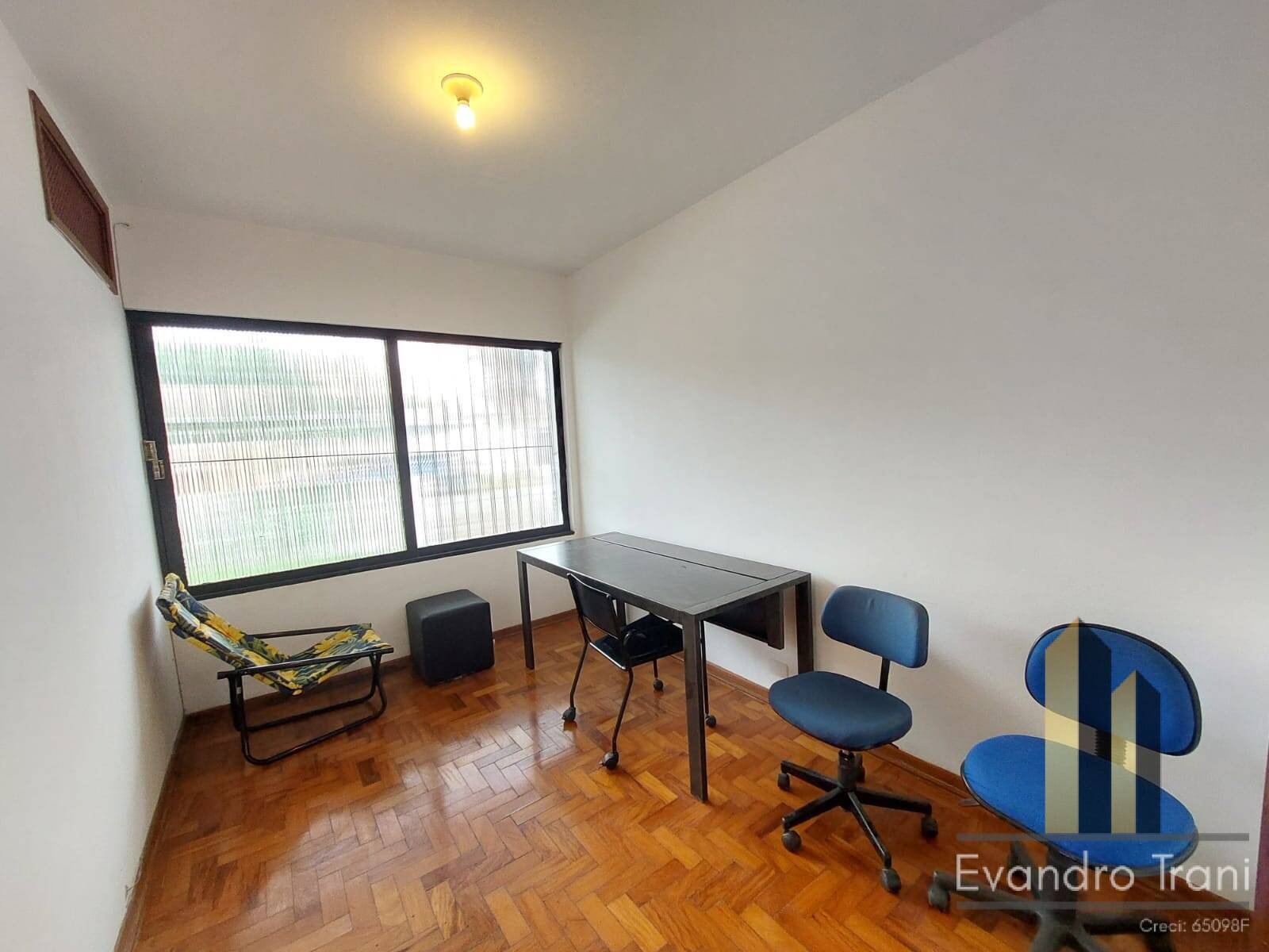 Casa à venda com 3 quartos, 238m² - Foto 7