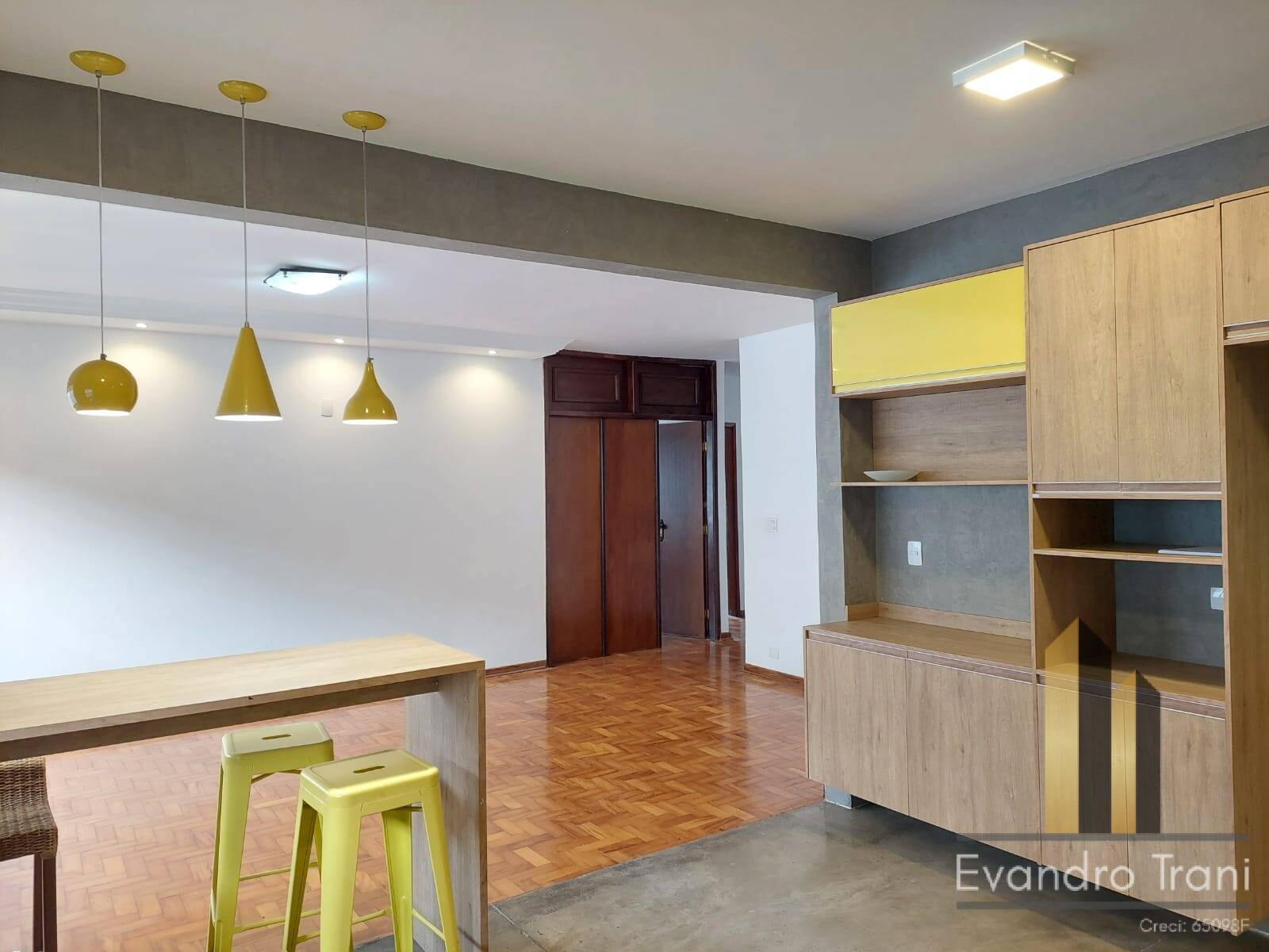 Casa à venda com 3 quartos, 238m² - Foto 5