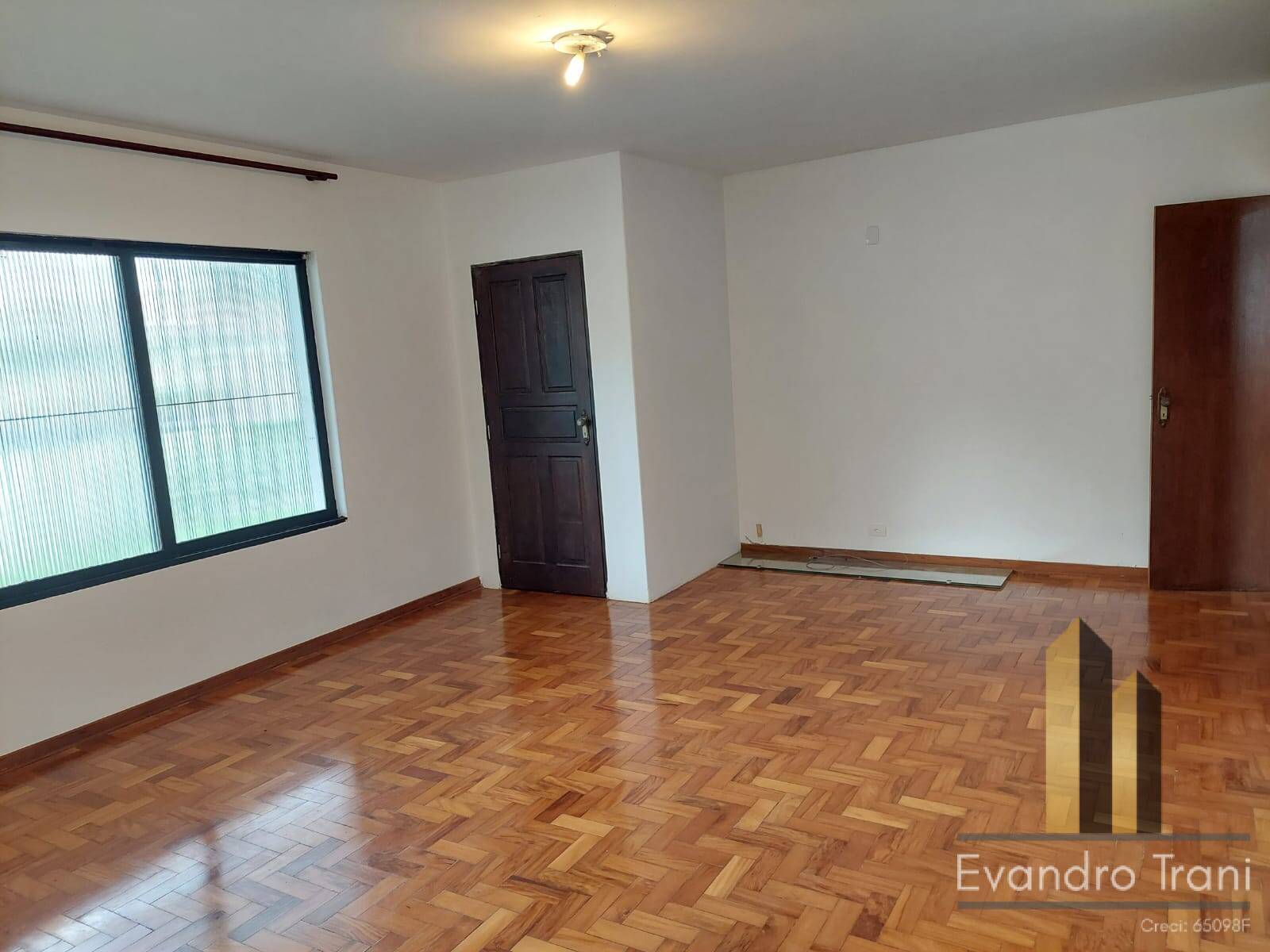 Casa à venda com 3 quartos, 238m² - Foto 12