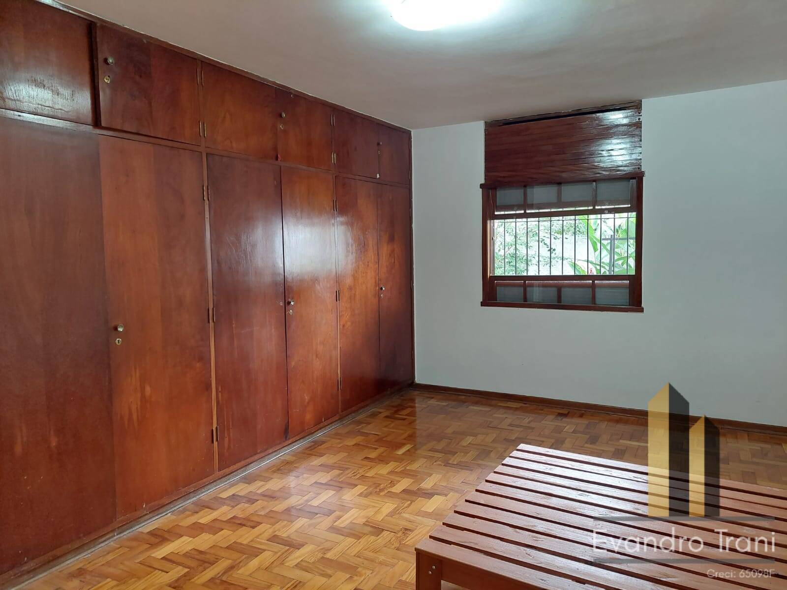 Casa à venda com 3 quartos, 238m² - Foto 13