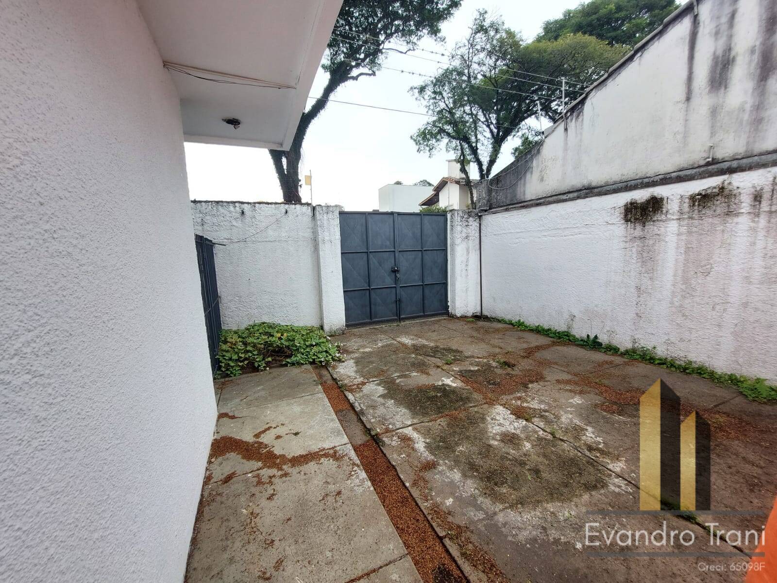 Casa à venda com 3 quartos, 238m² - Foto 18