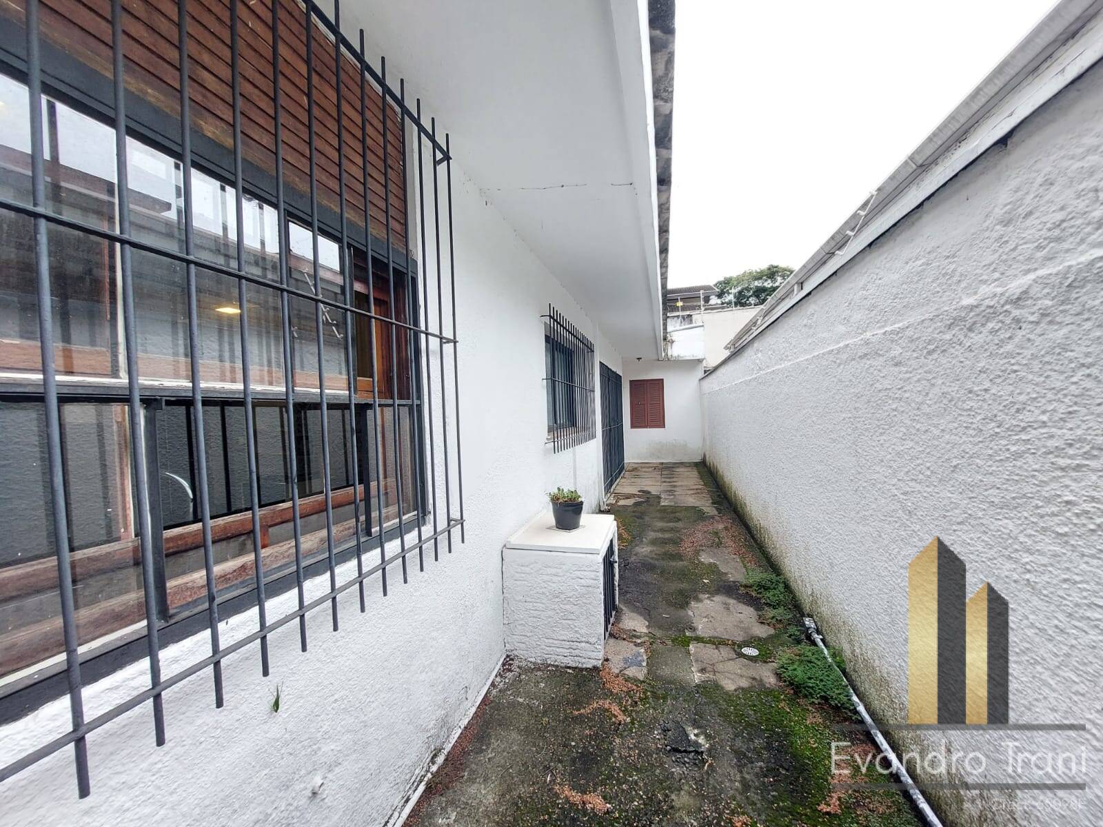 Casa à venda com 3 quartos, 238m² - Foto 20