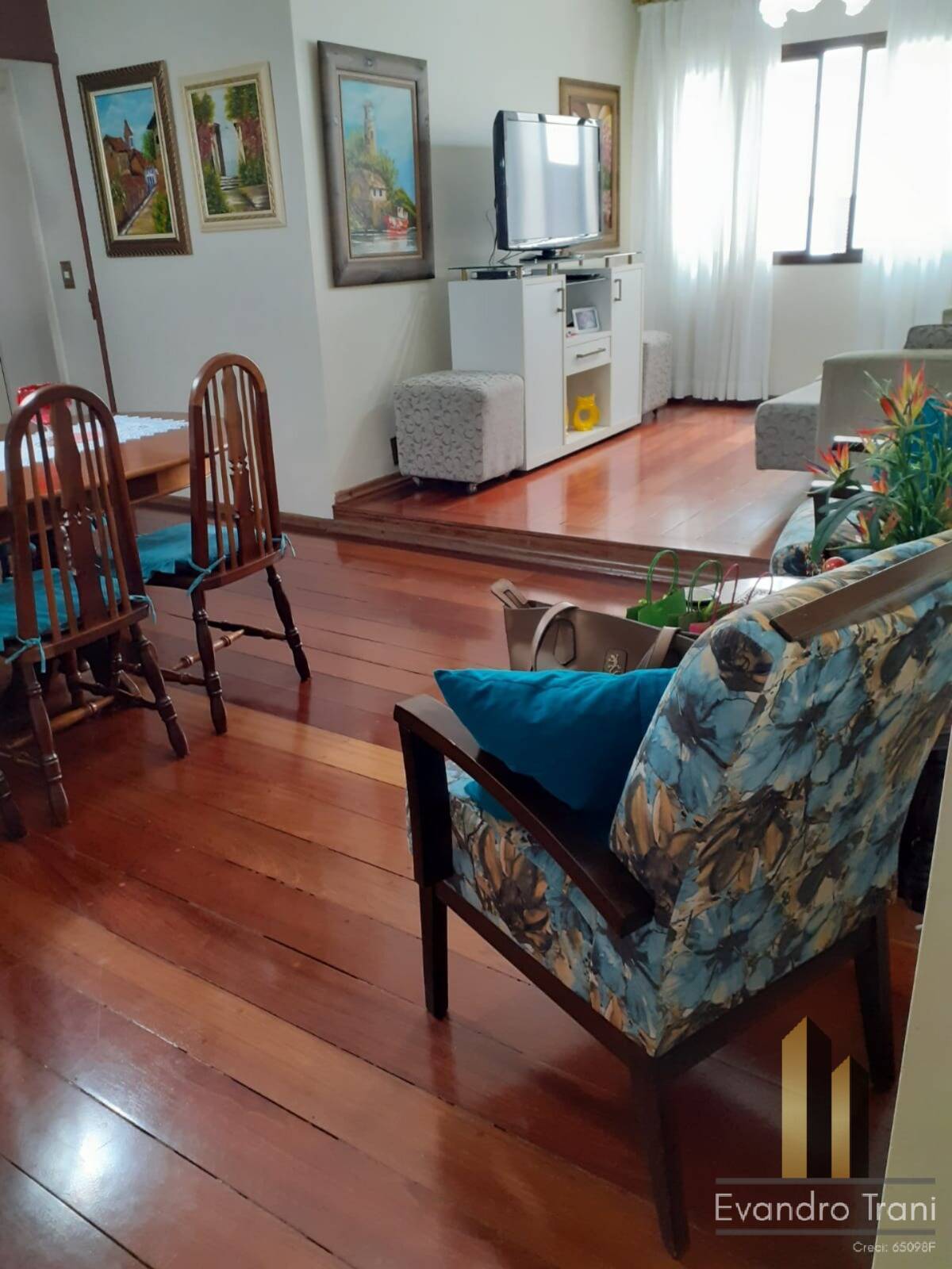 Apartamento à venda com 3 quartos, 92m² - Foto 3