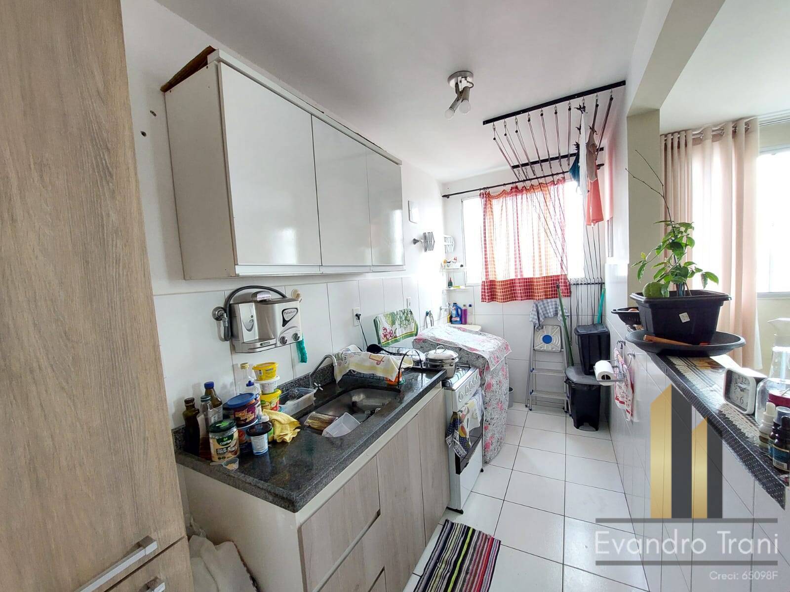 Apartamento à venda com 2 quartos, 49m² - Foto 3