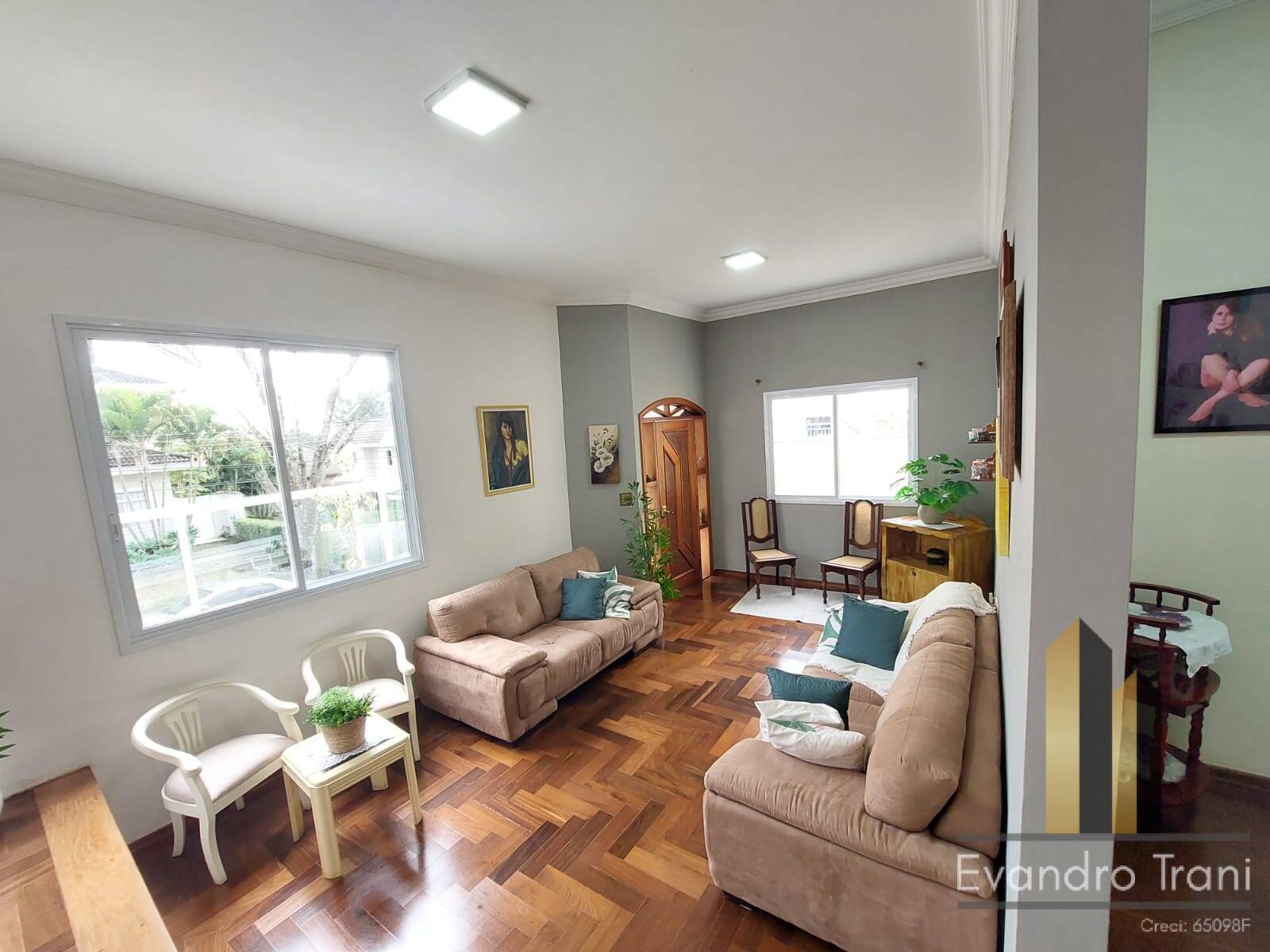 Casa, 4 quartos, 184 m² - Foto 2