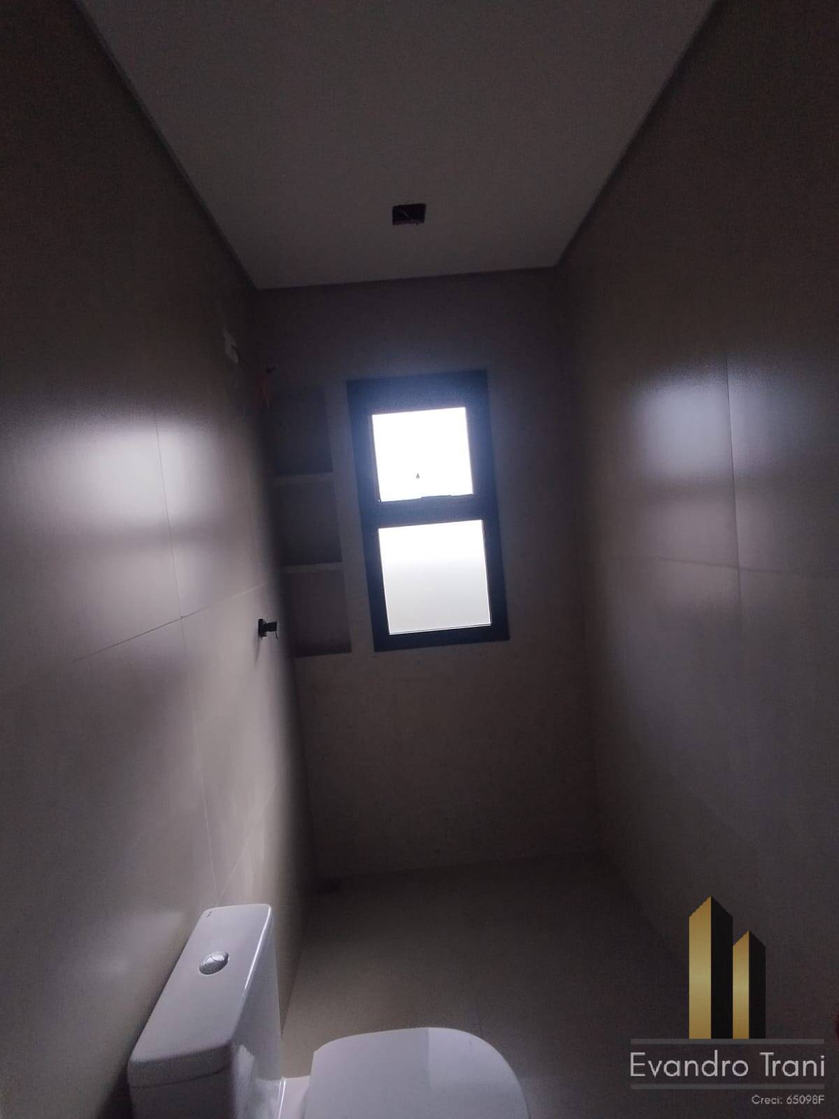 Casa à venda com 3 quartos, 169m² - Foto 8