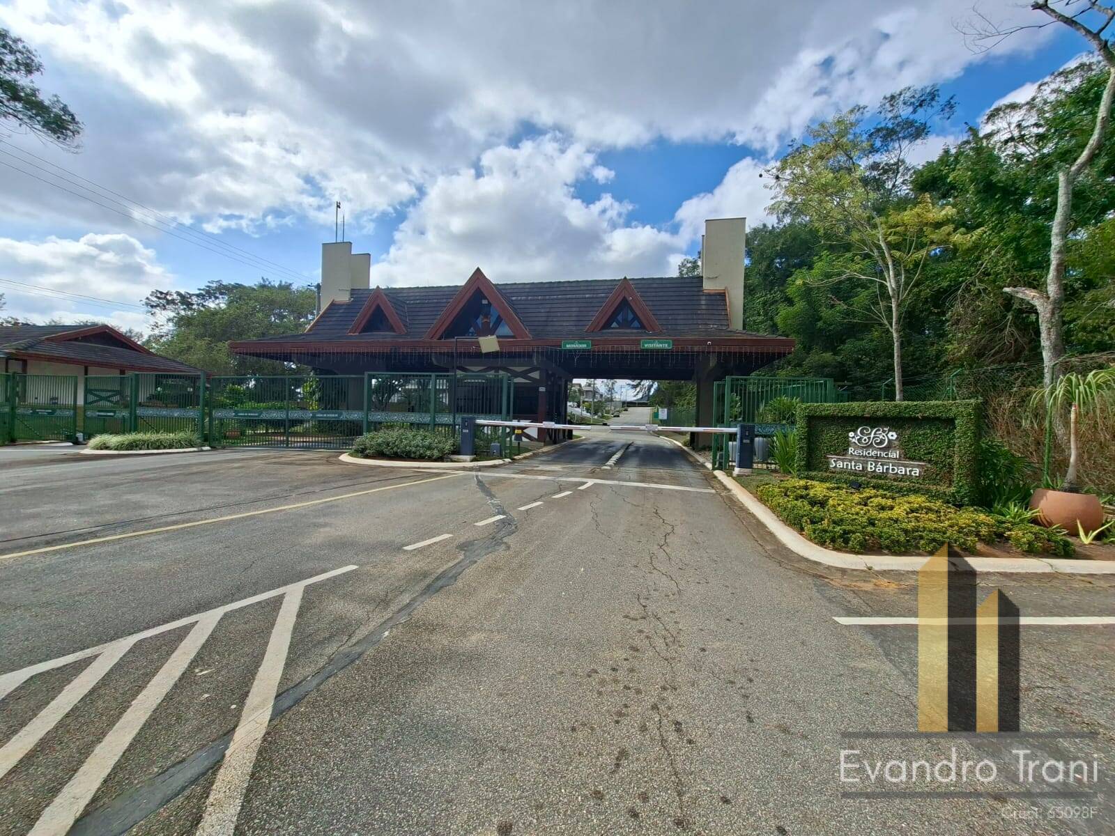 Terreno à venda, 1200m² - Foto 2