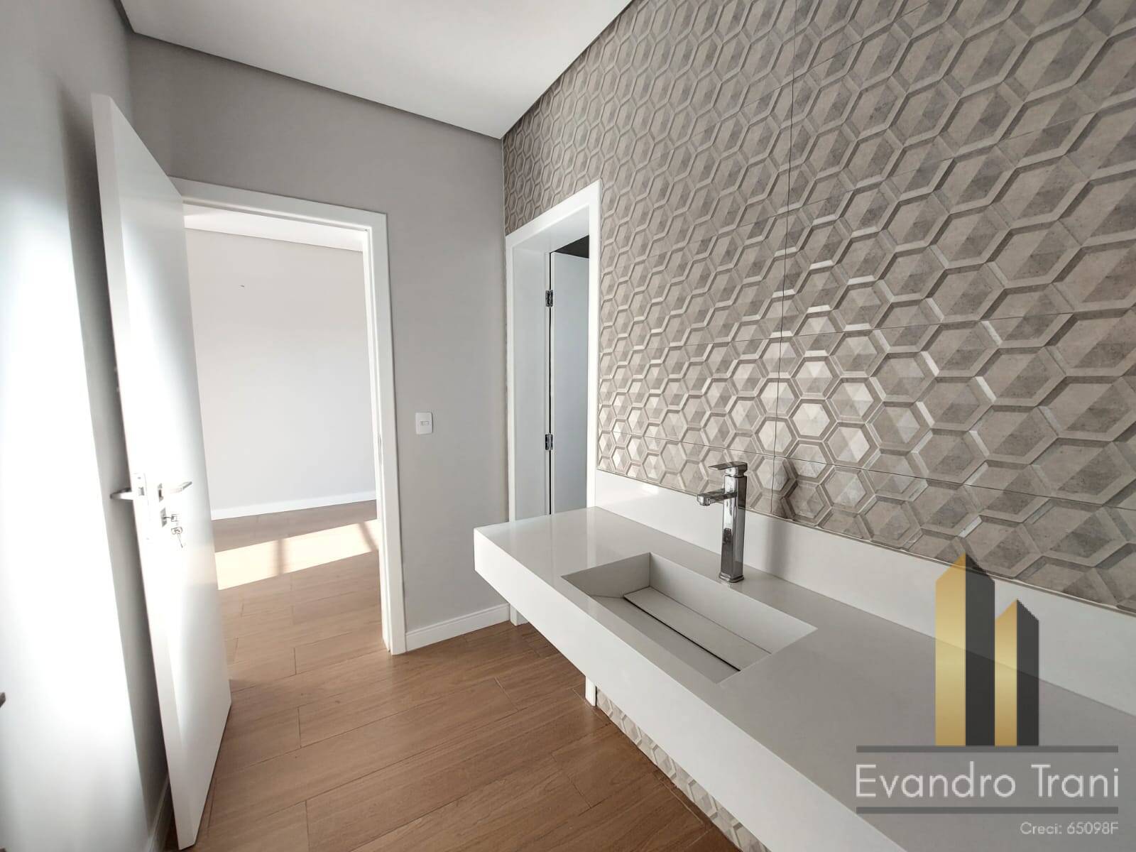 Casa à venda com 3 quartos, 224m² - Foto 8