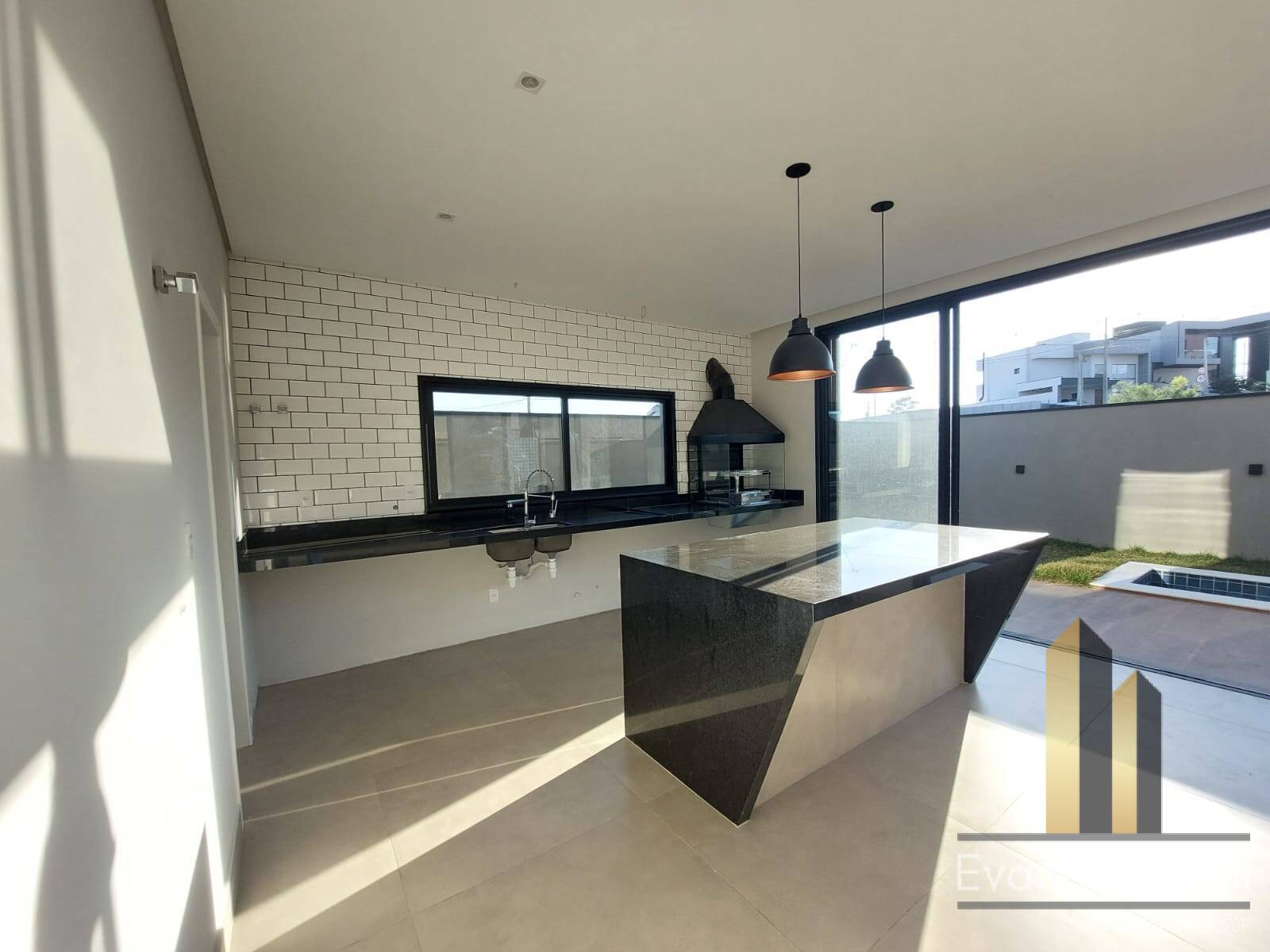 Casa à venda com 3 quartos, 224m² - Foto 15