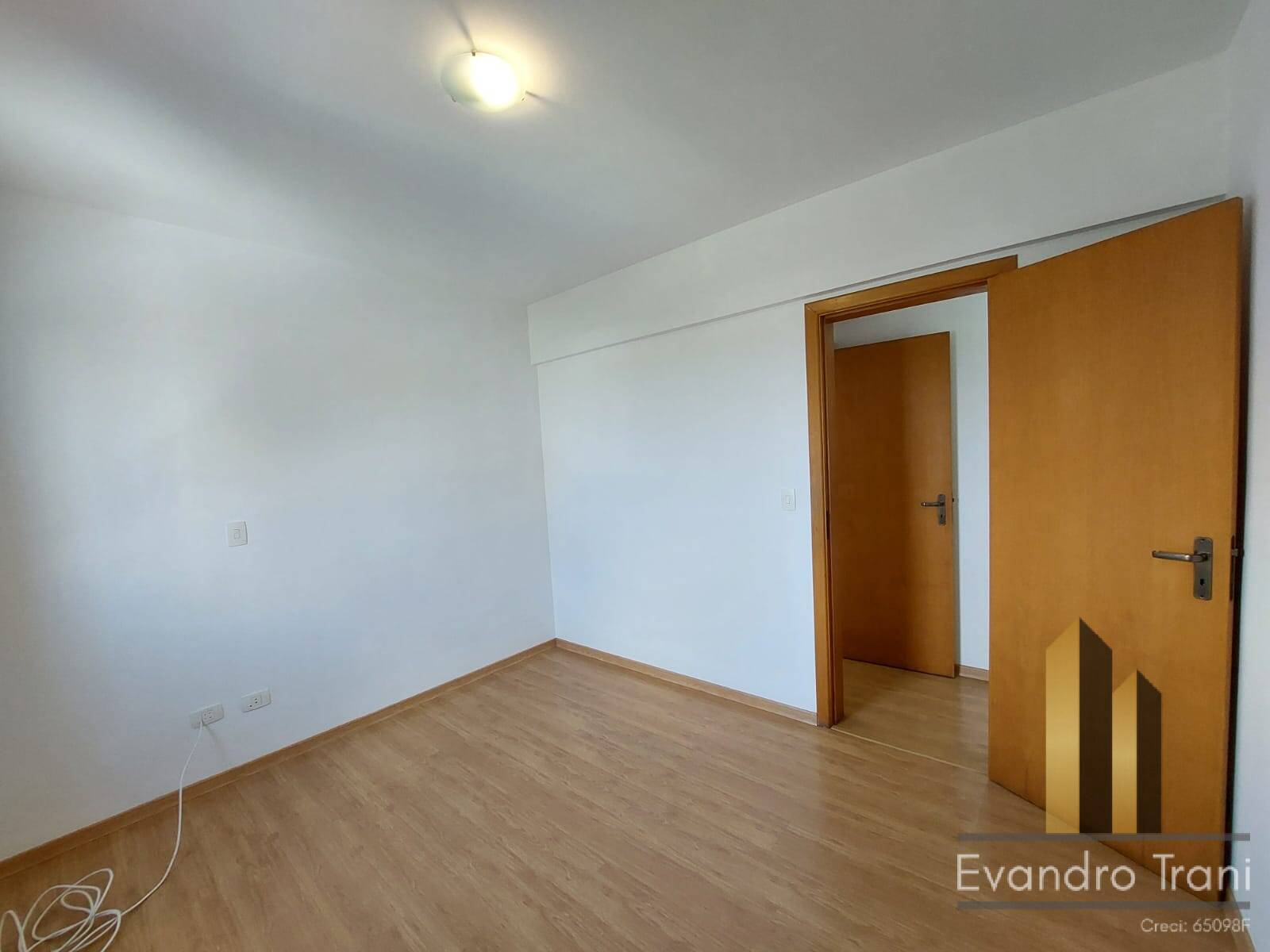 Apartamento à venda com 3 quartos, 103m² - Foto 13