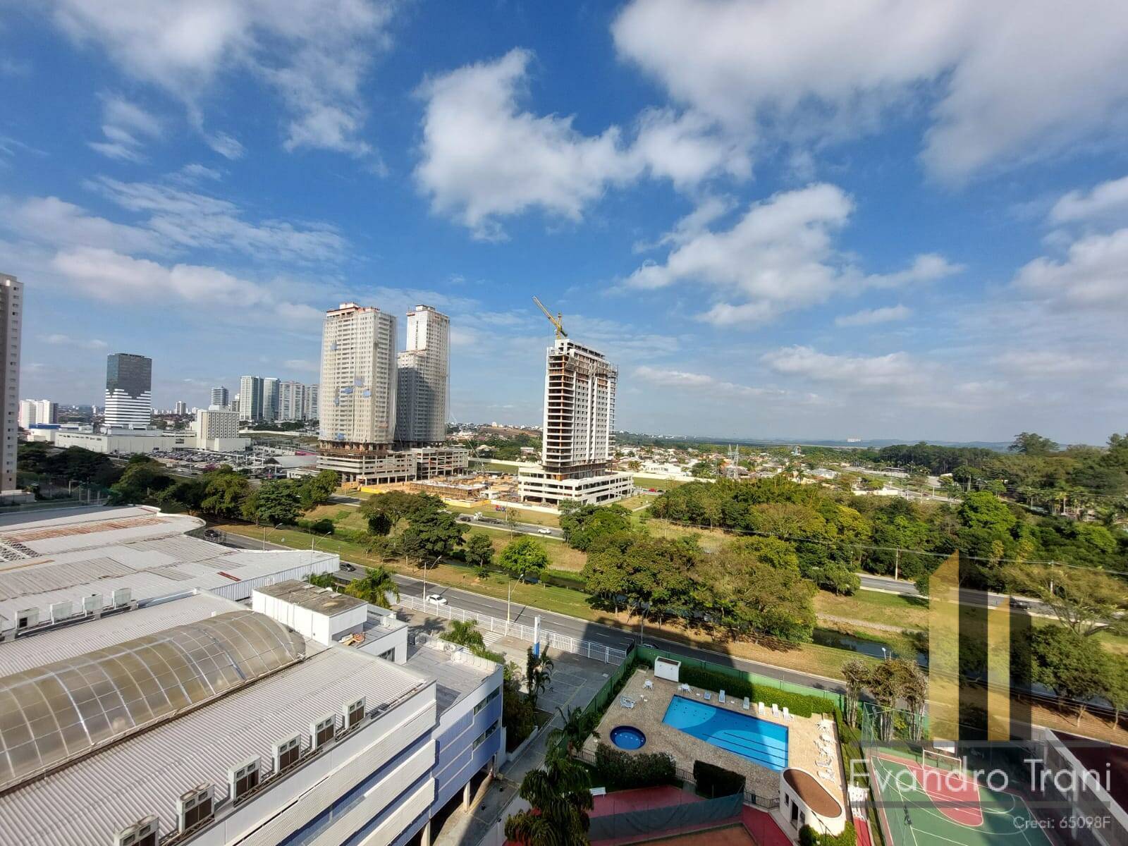 Apartamento à venda com 3 quartos, 103m² - Foto 20
