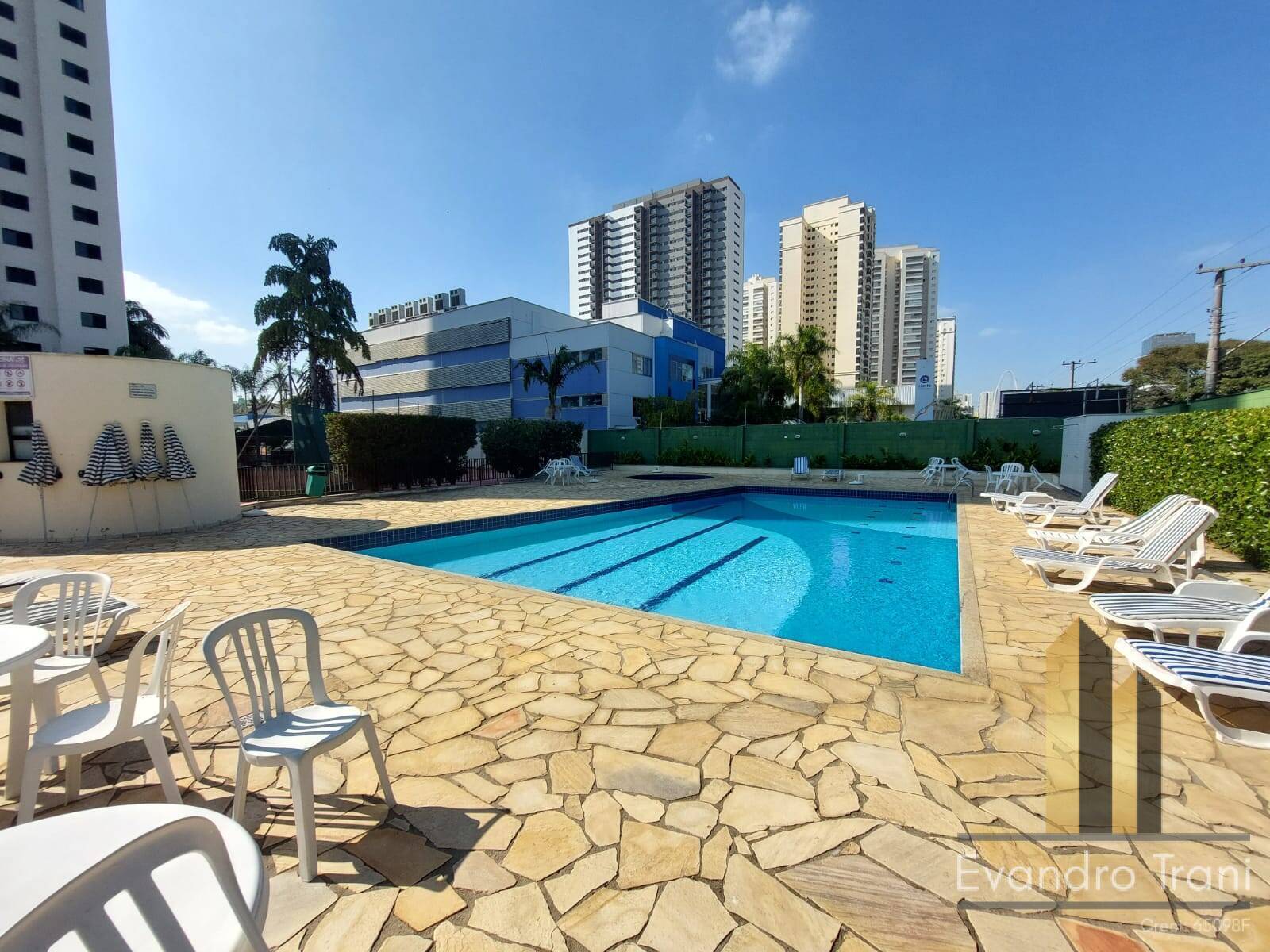 Apartamento à venda com 3 quartos, 103m² - Foto 29