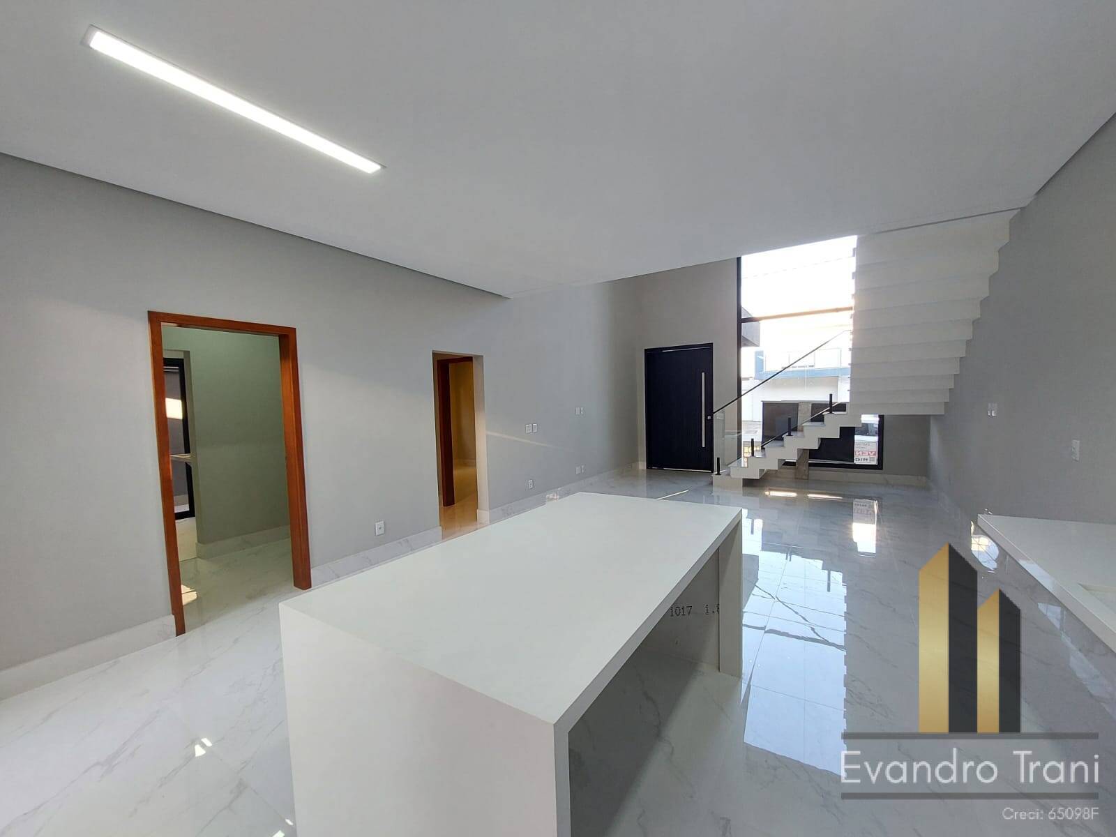 Casa, 3 quartos, 265 m² - Foto 4