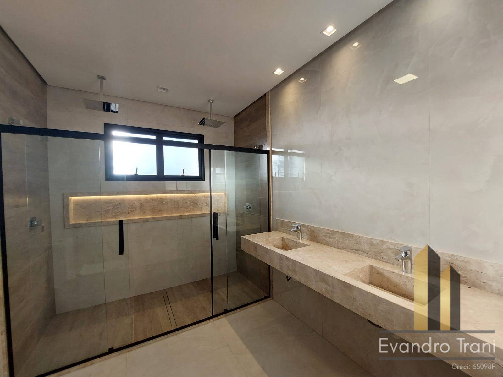 Casa, 3 quartos, 265 m² - Foto 24