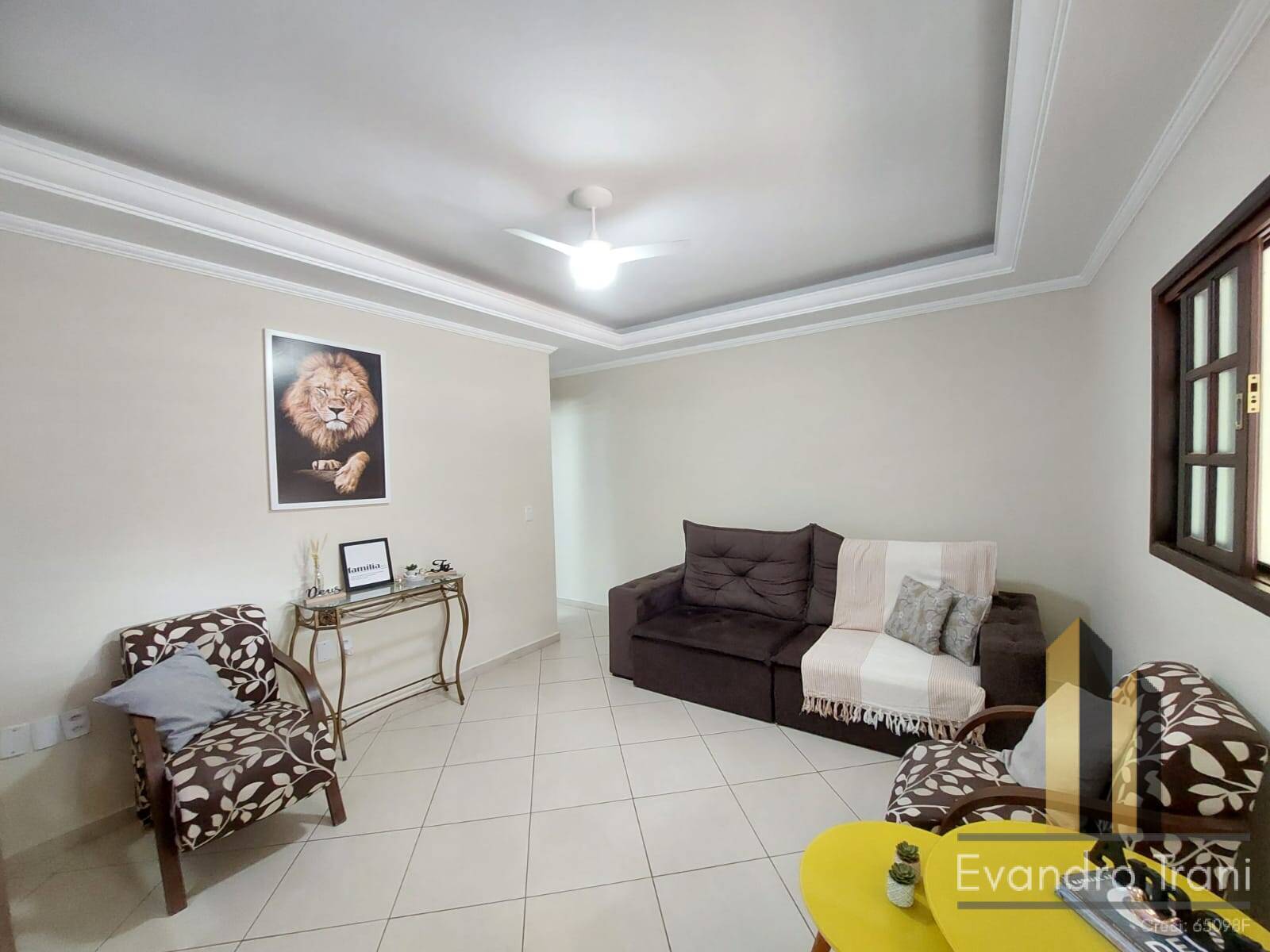 Casa à venda com 3 quartos, 134m² - Foto 8