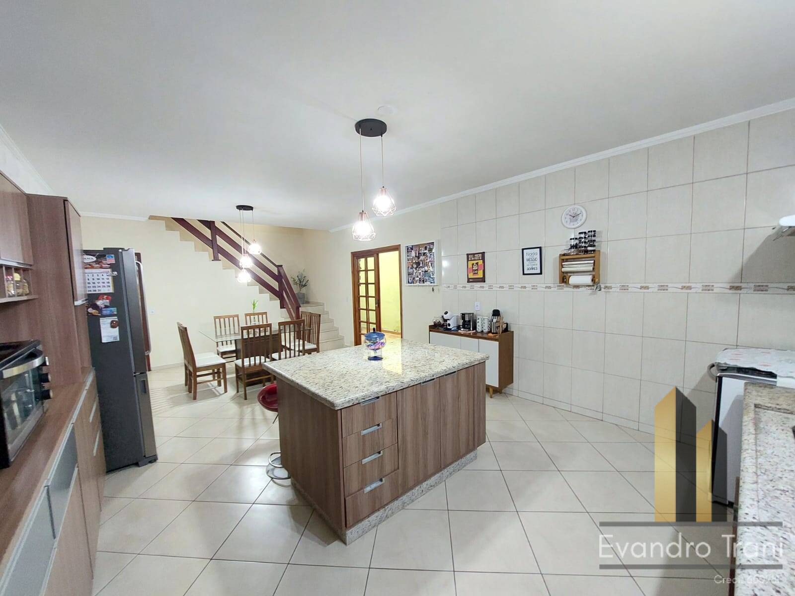 Casa à venda com 3 quartos, 134m² - Foto 9