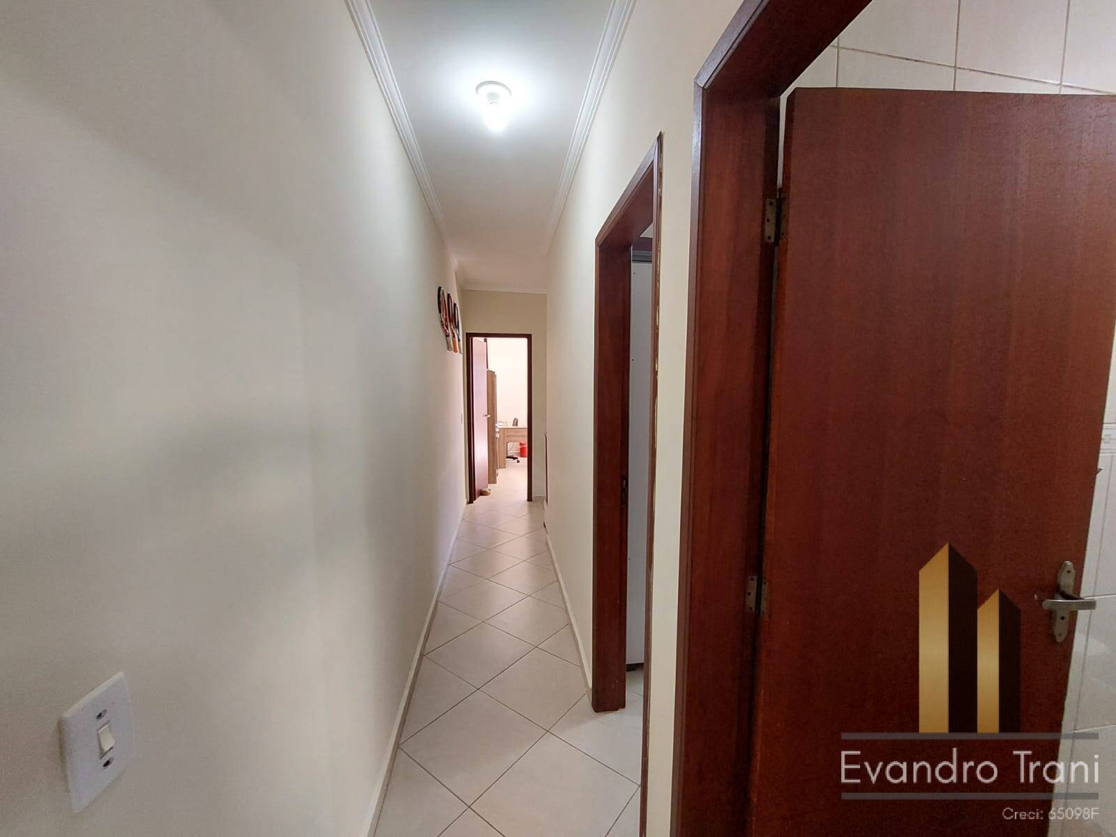 Casa à venda com 3 quartos, 134m² - Foto 25