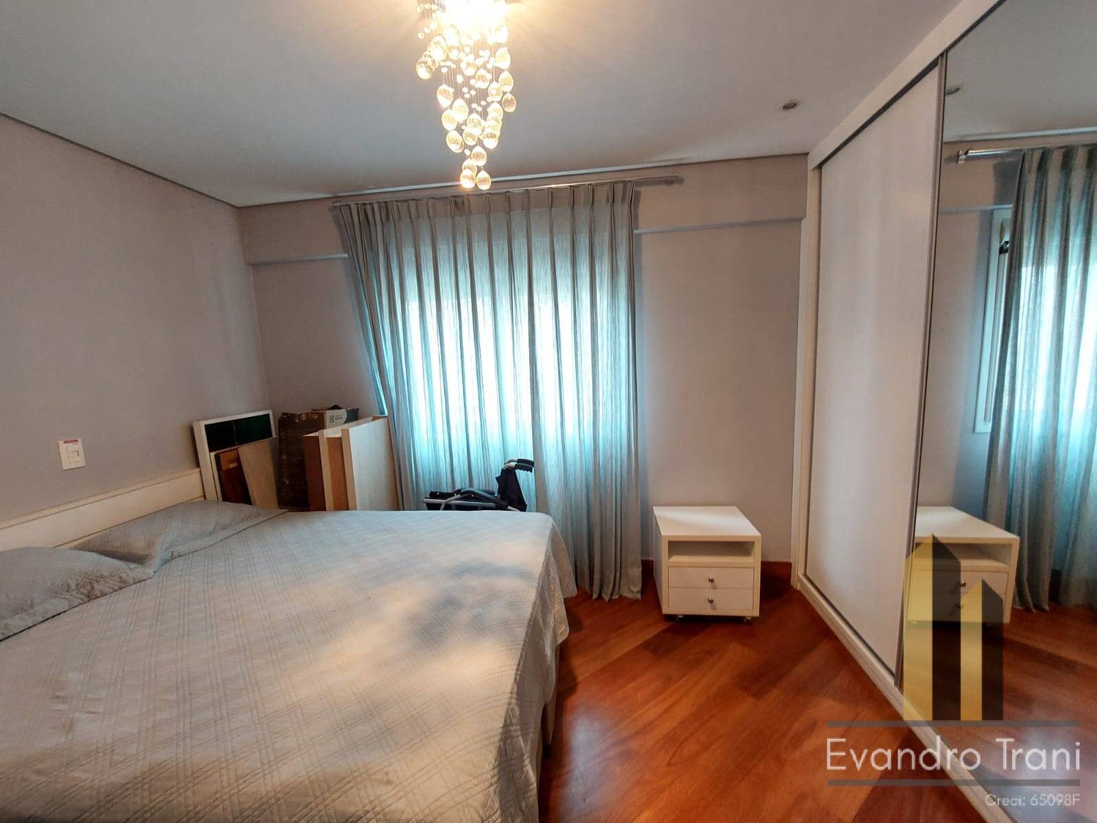 Apartamento à venda com 4 quartos, 250m² - Foto 16