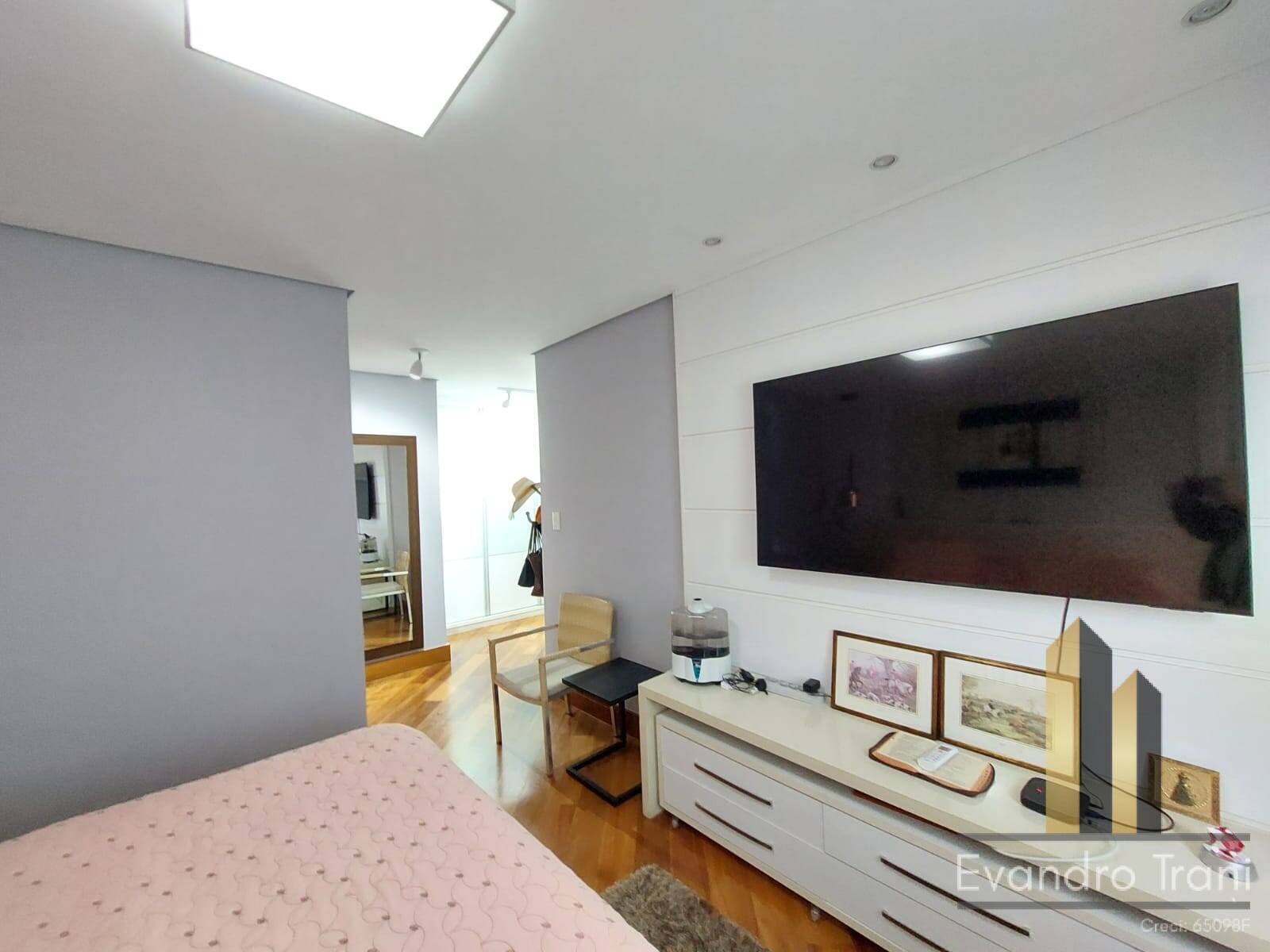 Apartamento à venda com 4 quartos, 250m² - Foto 19